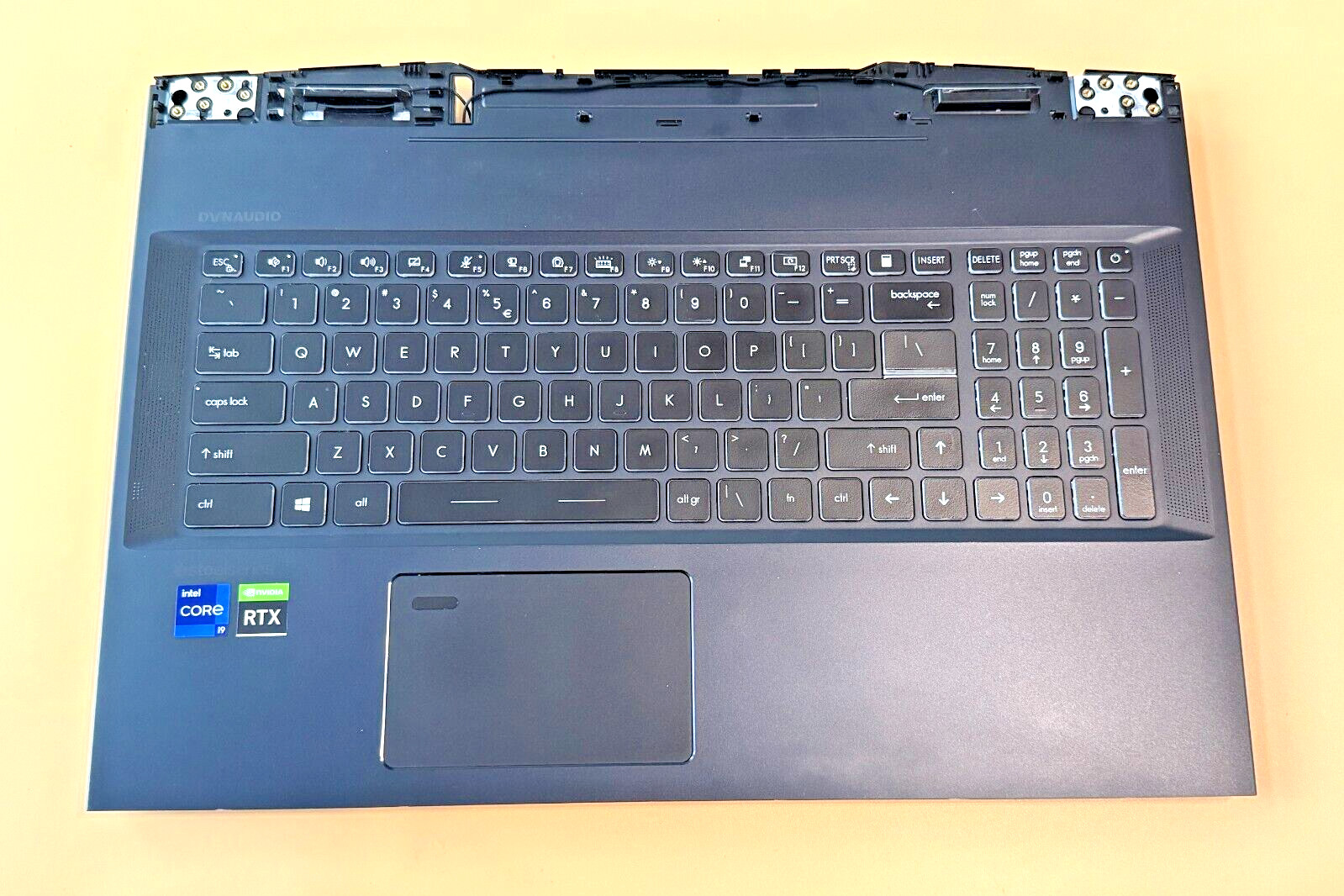 MSI WE76 11UK 11UM-459US Workstation Palmrest Touchpad  Keyboard Top Cover