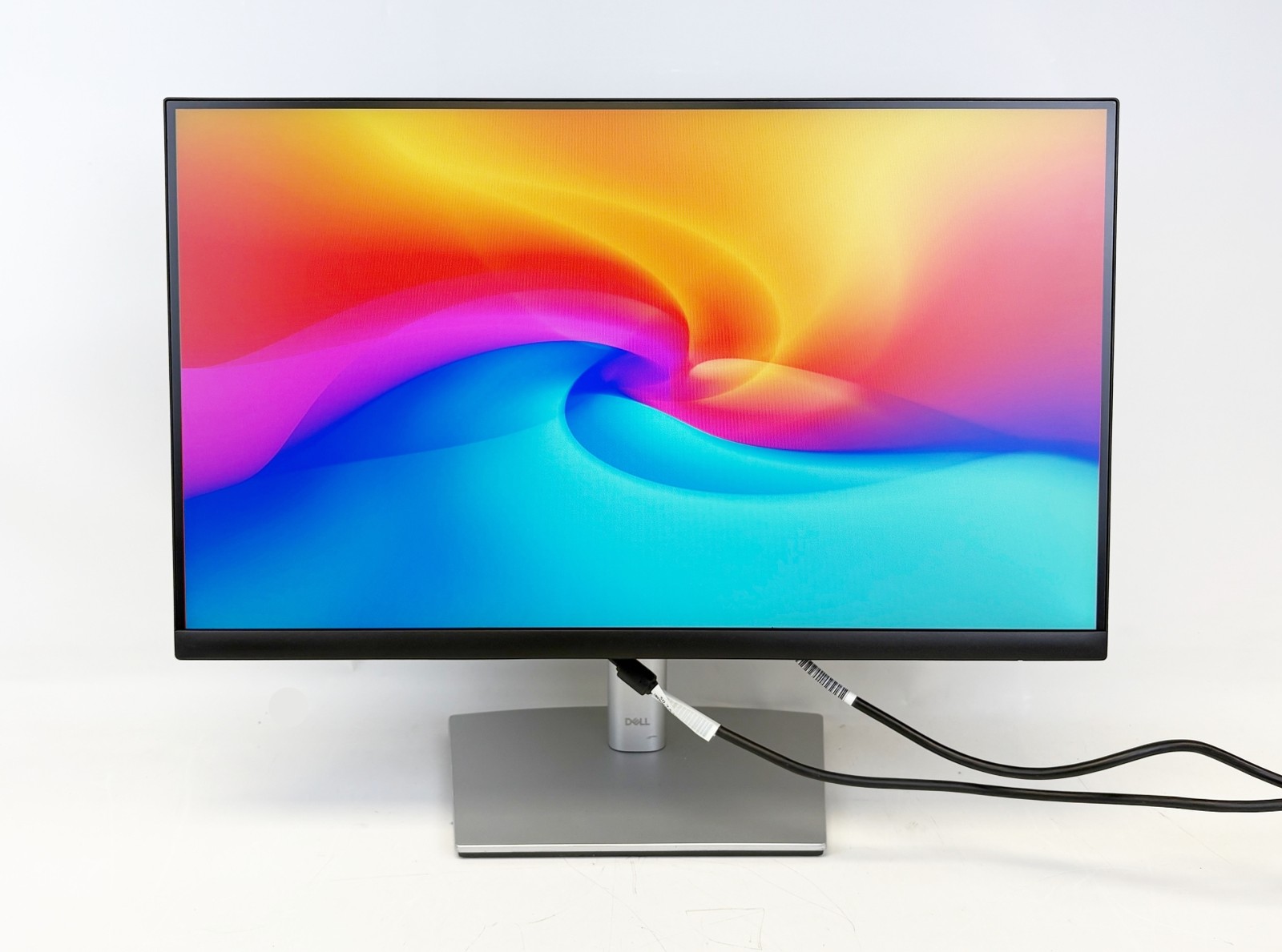 Dell P2222H Flat Panel Monitor 22” LED Display 1.5A 50-60Hz With Stand