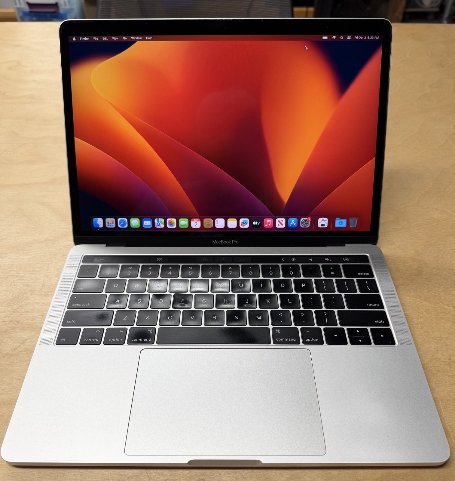 2017 MacBook Pro 13" i7 3.5GHz 16GB 1TB SSD Touch Bar A1706 - Needs Battery
