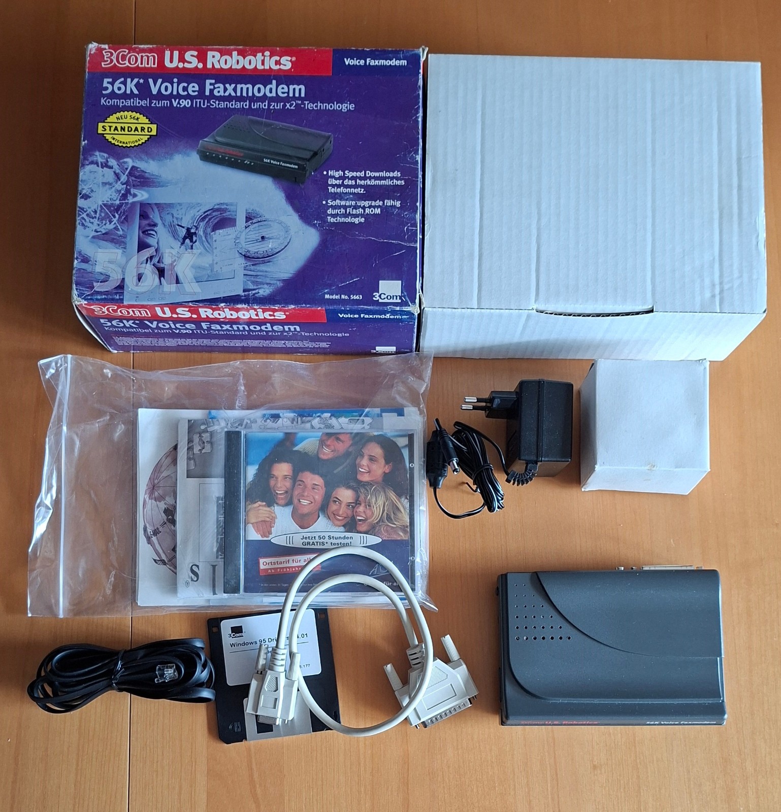 3COM U.S. Robotics Modem 56K Voice Fax Modem Original Box with Power Supply / Extremely Rare