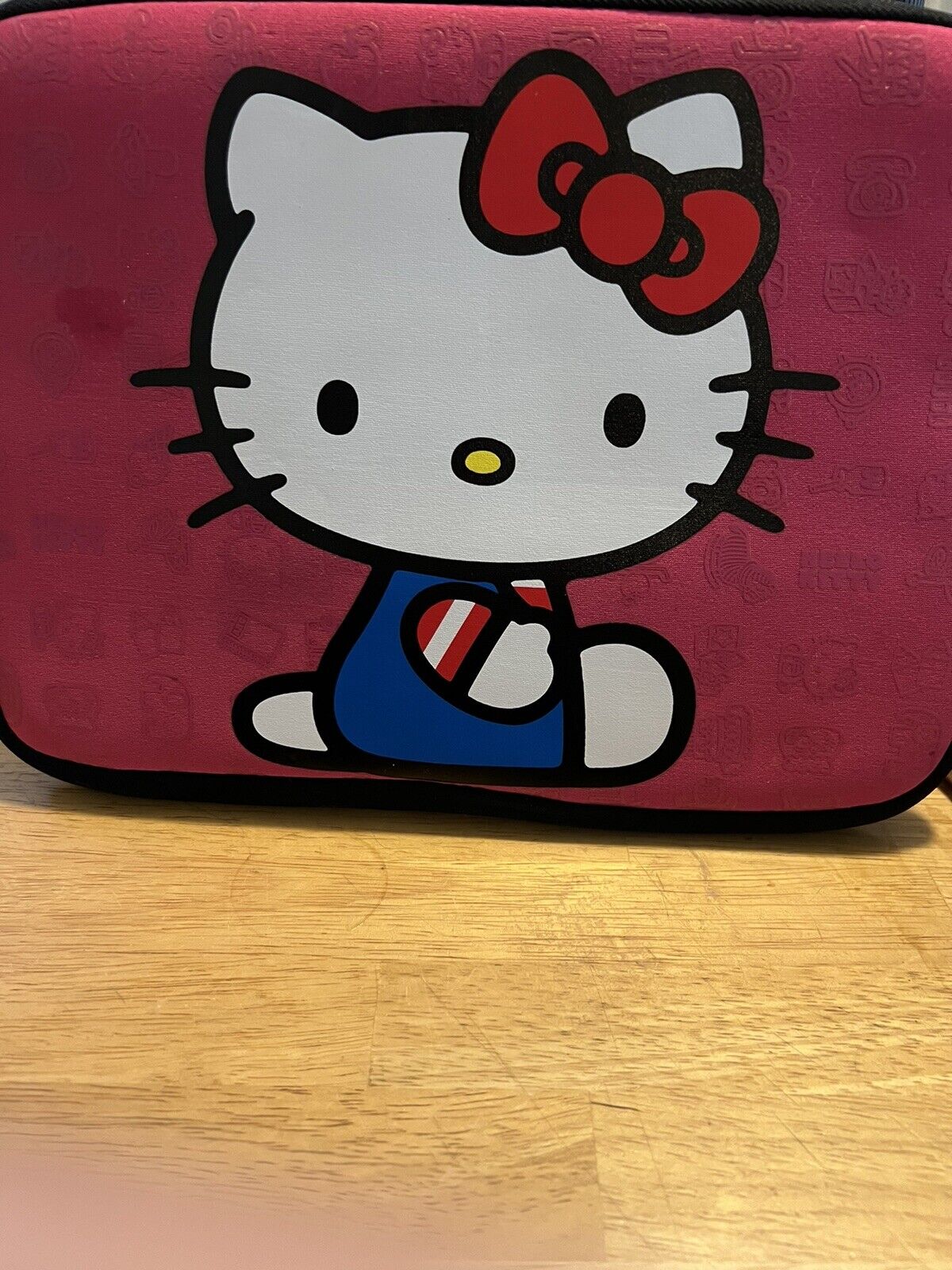 PREOWNED UNUSED HELLO KITTY TABLET CASE WITH FOAM INSERT