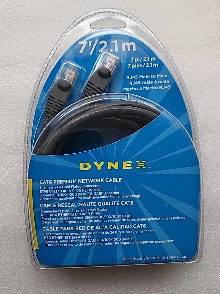 Dynex CAT6 Premium Network Cable RJ45 Male to Male 7" / 2.1m Snagless Sealed 