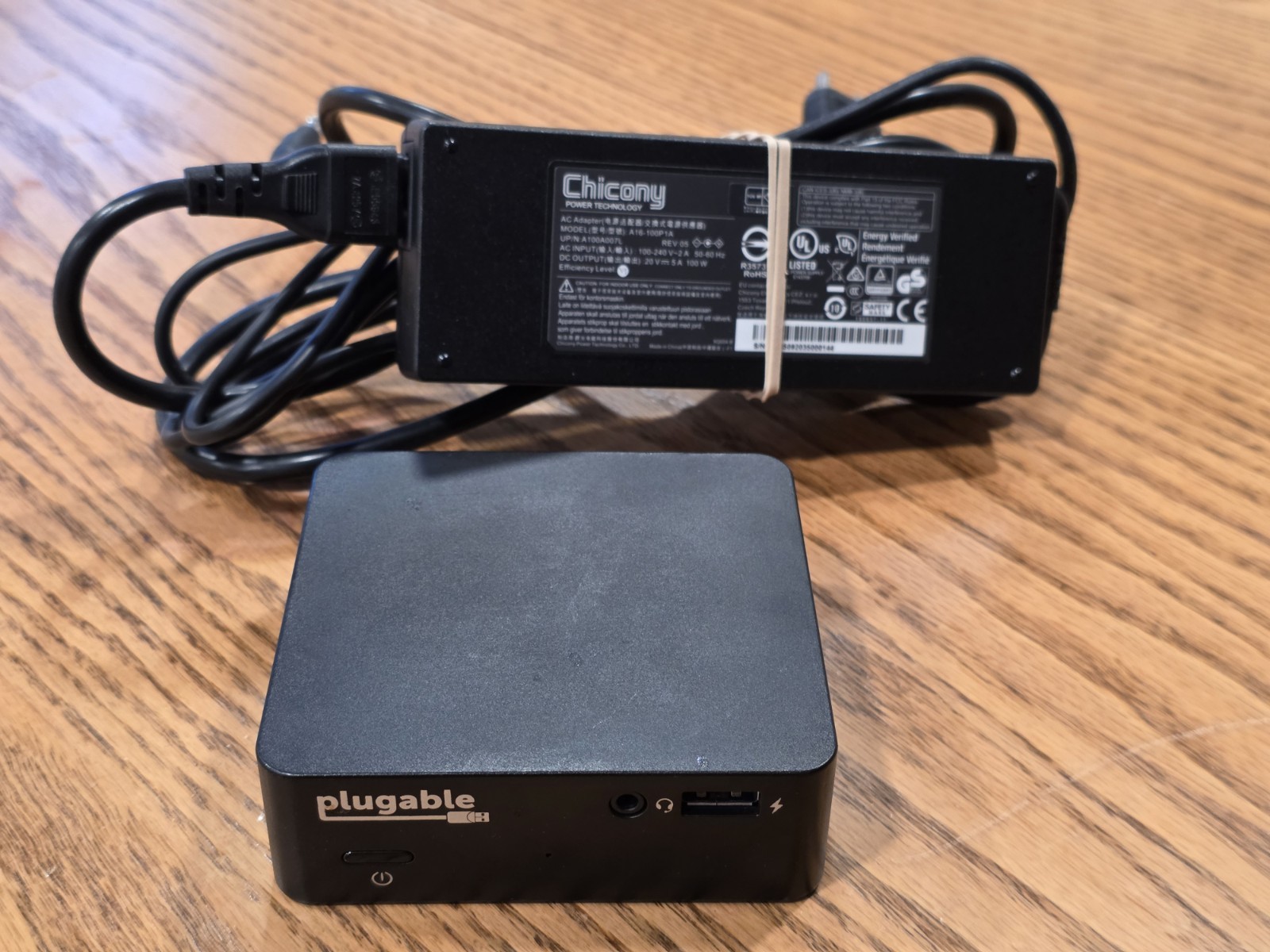 Plugable UD-CAM USB-C Mini dock W/ Power Supply  85W PD Power delivery, Compact
