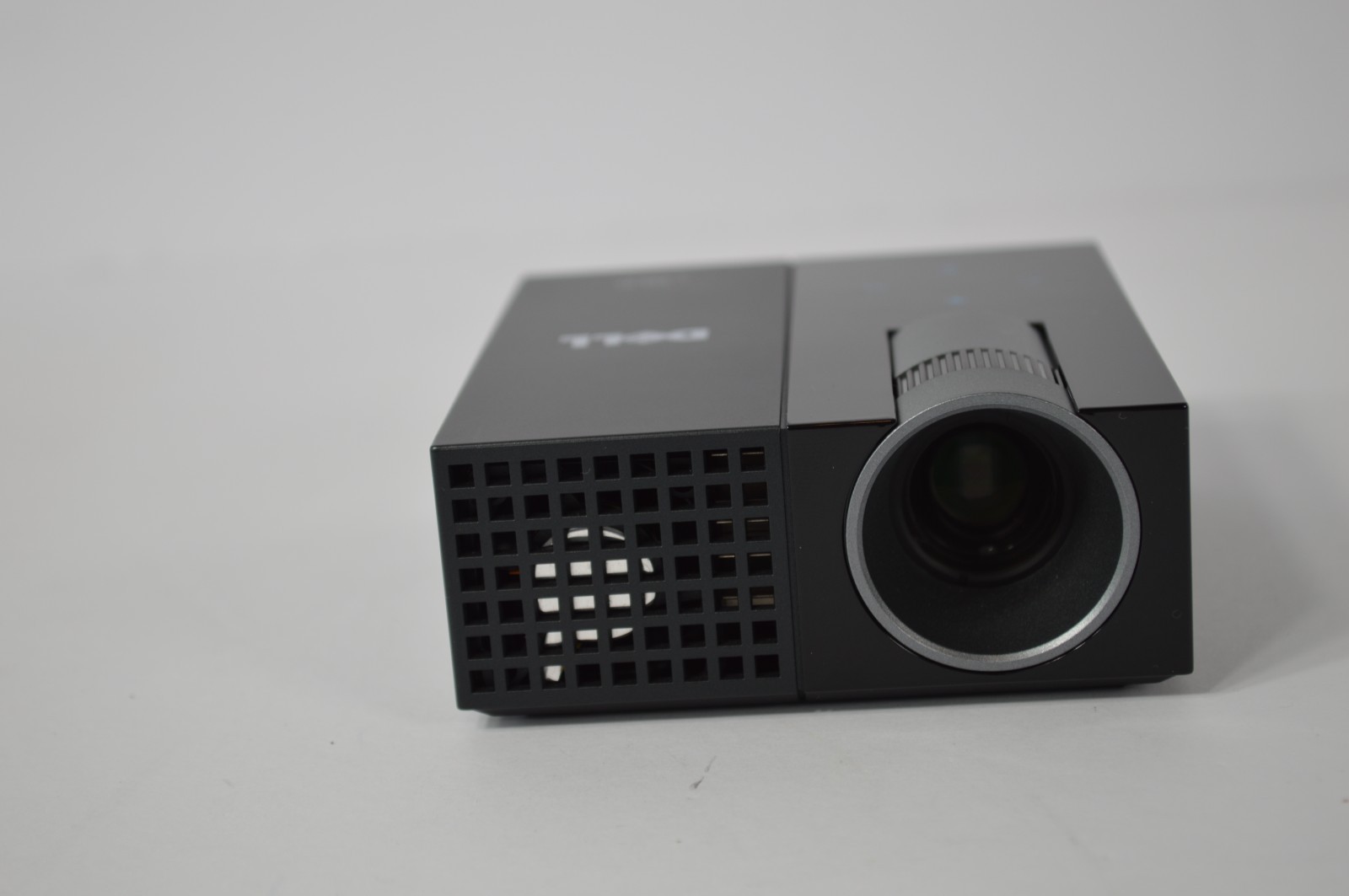 Dell M109S Portable Mini DLP Projector HDMI USB w/ Power Adapter Tested Working