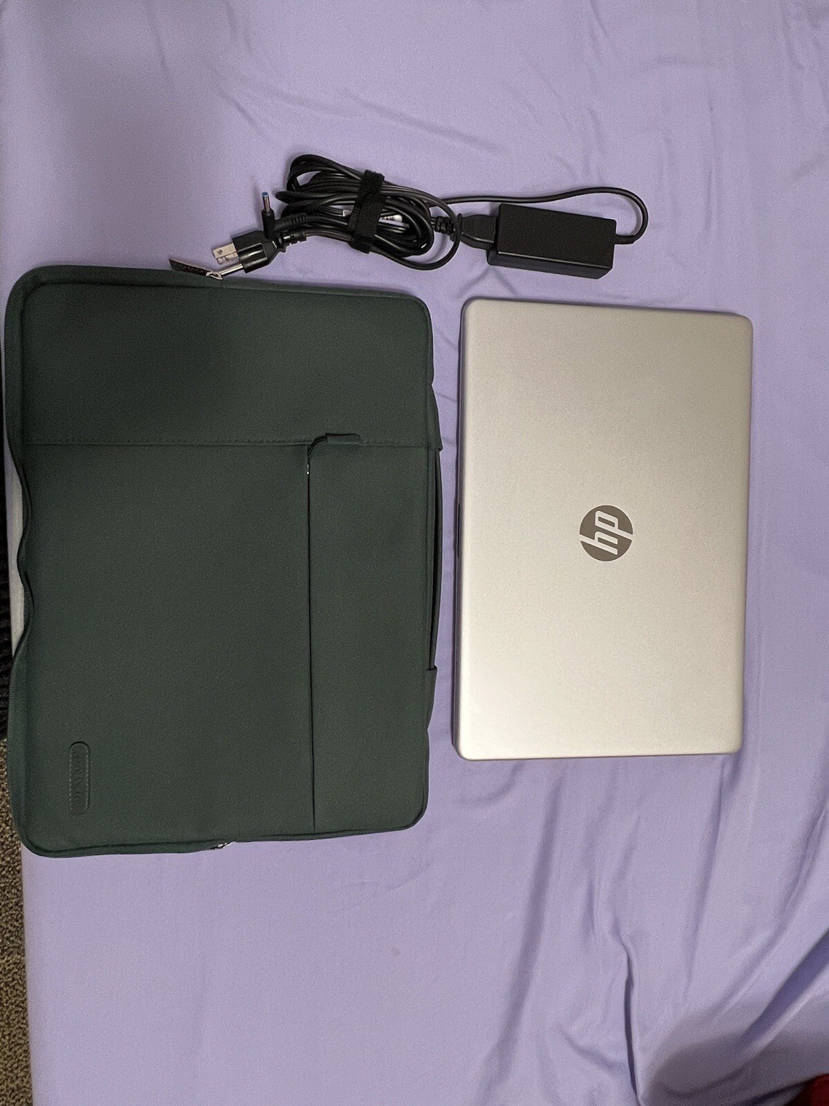 HP  Laptop 15-dy2024nr laptop with i5 Core Intel, 8GB Ram
