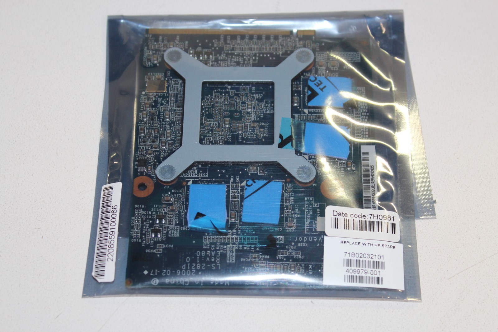 409979-001 New HP Video Card 256 MB DDR2, PCIe x16 ATI Mobility Radeon