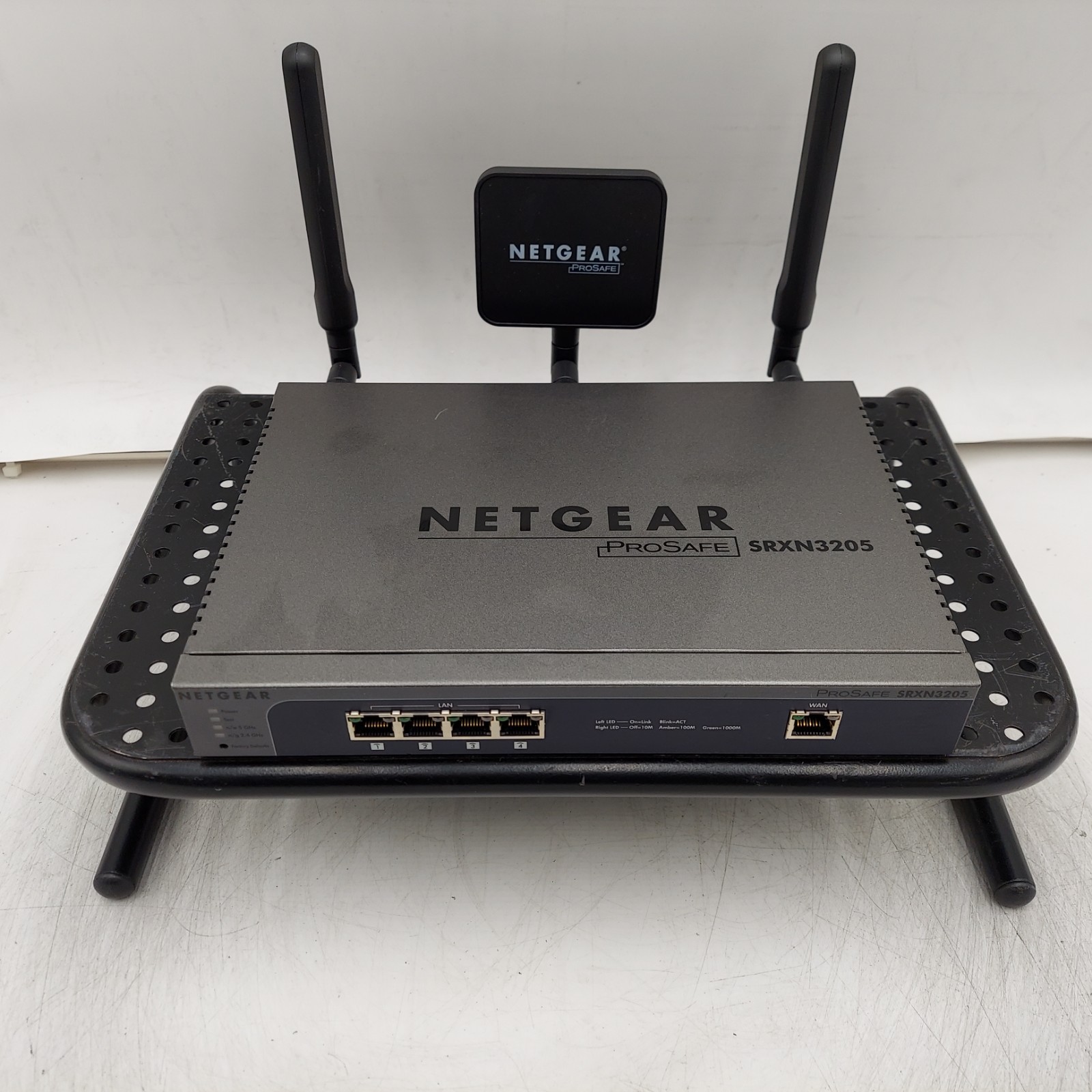 Netgear Prosafe VPN Firewall SRXN3205