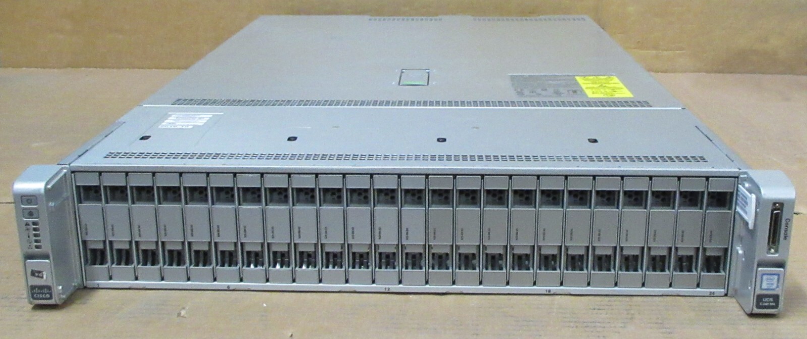 Cisco UCSC-C240-M4SX 24x 2.5" SFF SAS BAYS 10Core E5-2640v4 128GB MLOM 2U Server