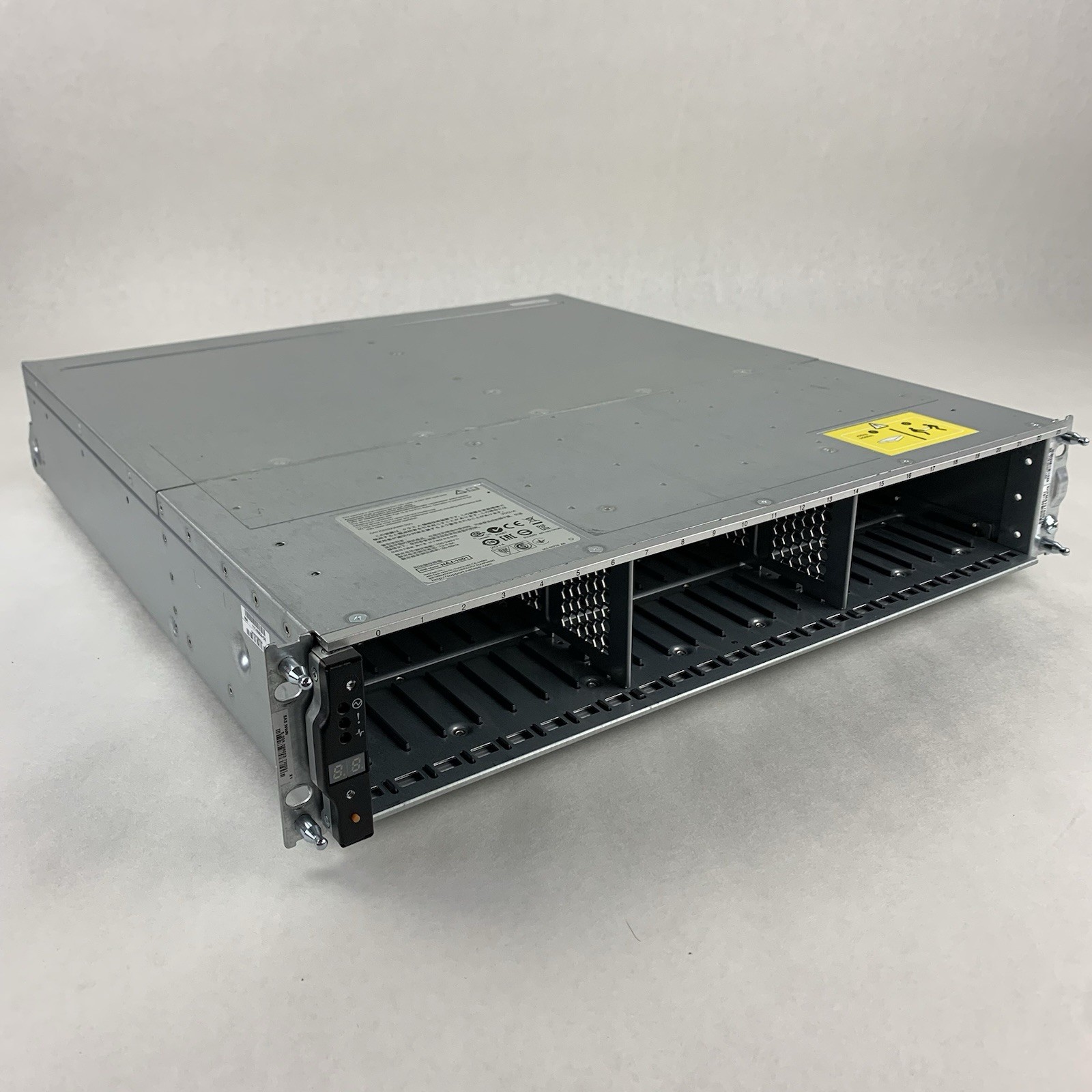 NetApp NAJ-1001 24-Bay SAS Hard Drive Array No PSUs, Controllers, or HDDs