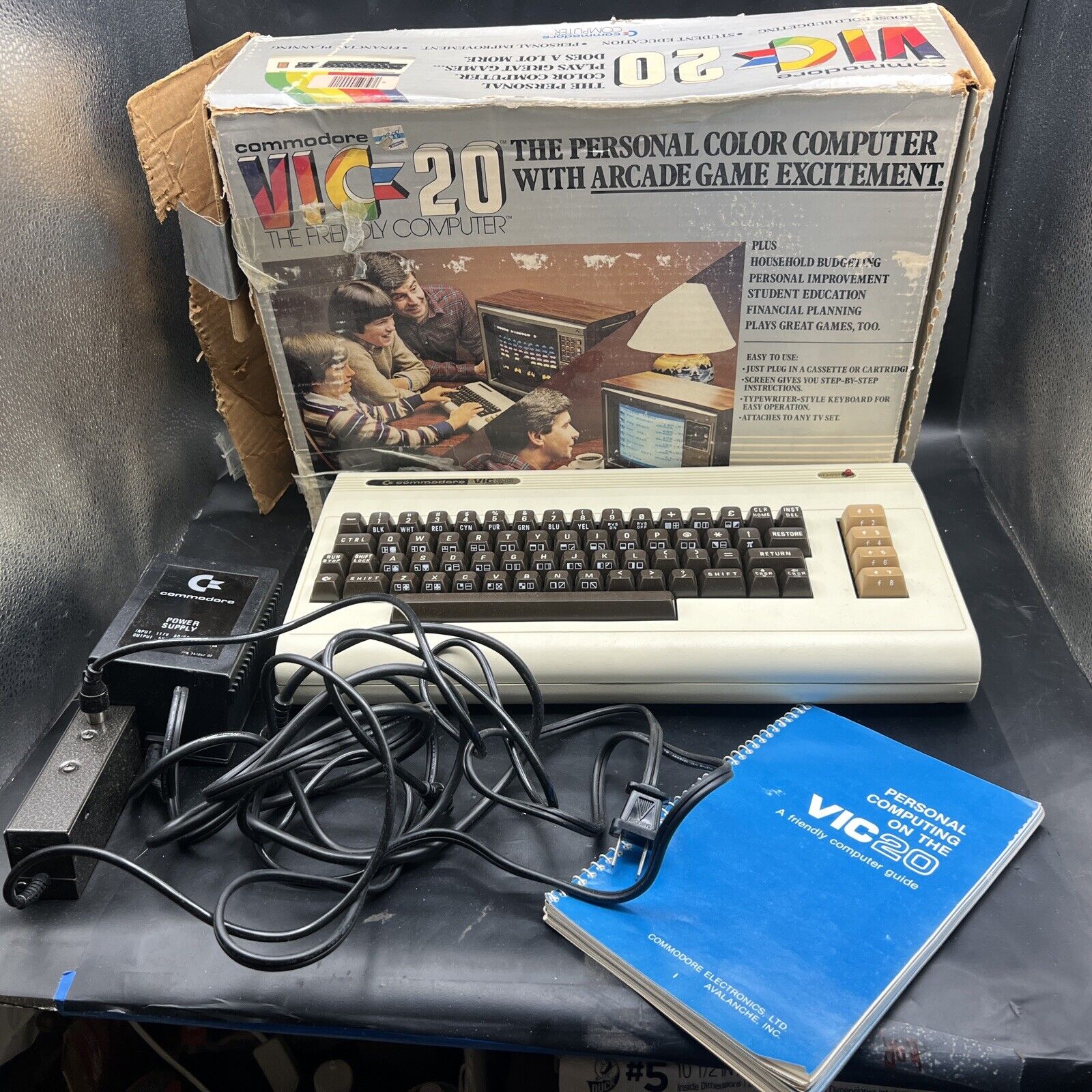 Commodore VIC-20 Personal Computer w/ Orig Box, Power Supply, TV Hookup, Guide