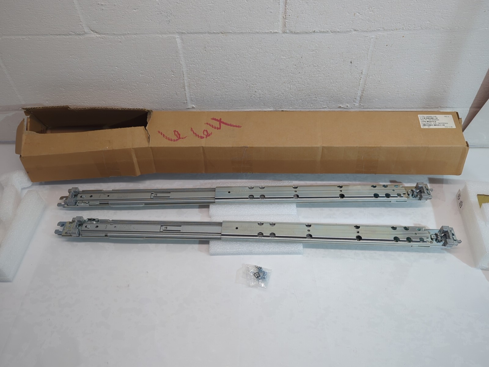 KING SLIDE Fujitsu Primergy RX 2530  RX2540 Rack Mount Rails  