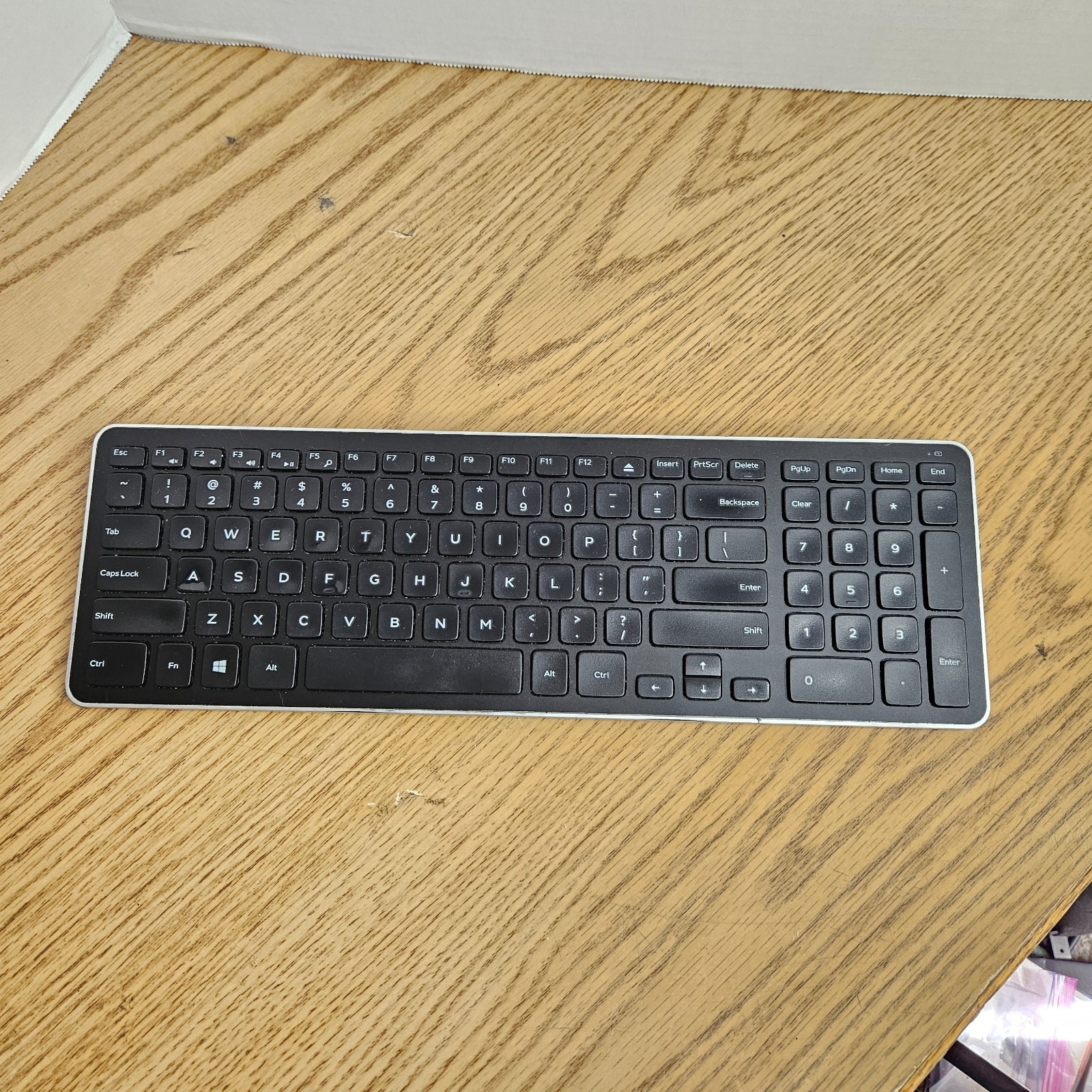 Dell KM713 KM714 Wireless Slim Keyboard NO USB DONGLE Tested & Working