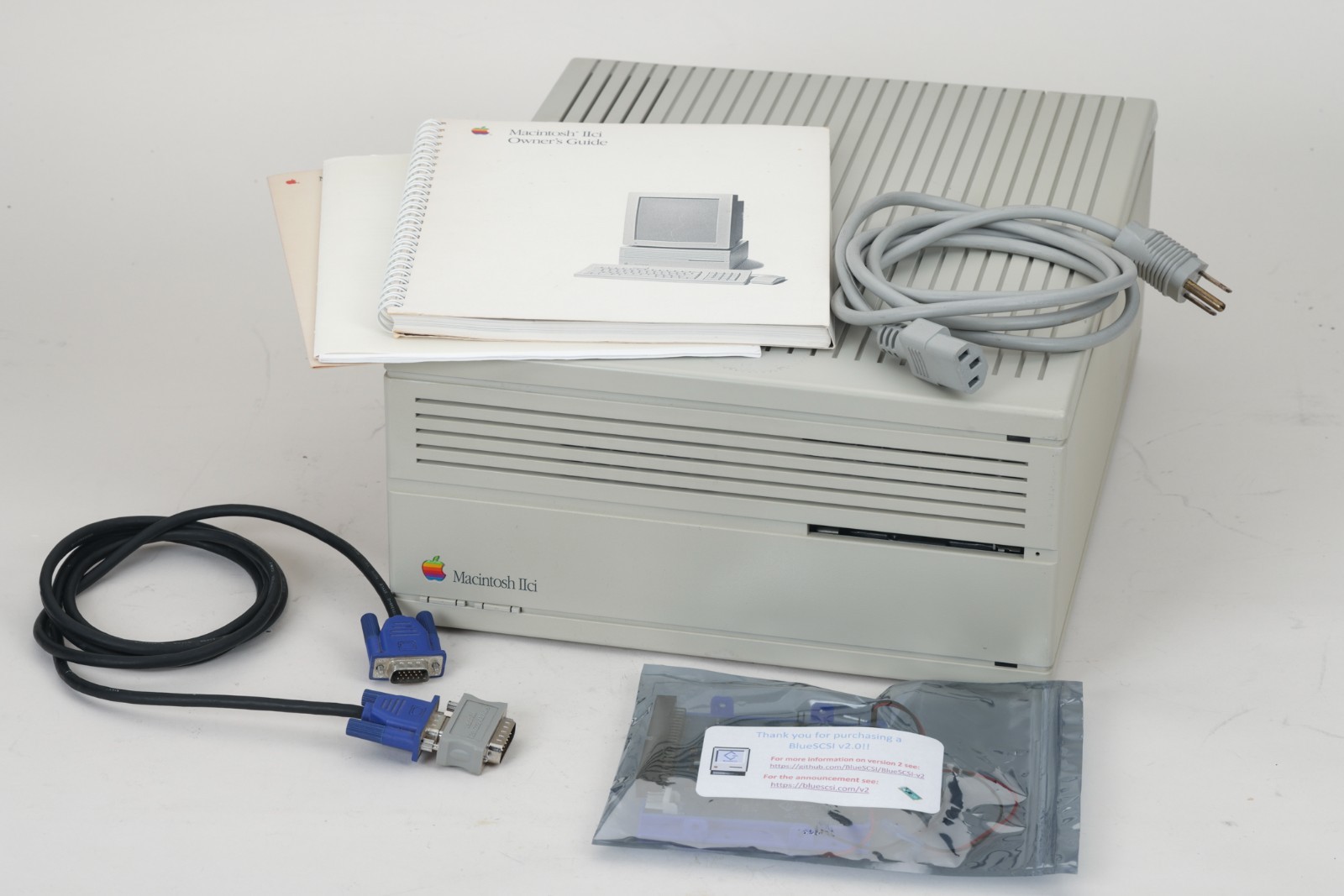 Apple Macintosh IIci Computer w/ BlueSCSI + Hard Drive + Floppy Disk + Extras