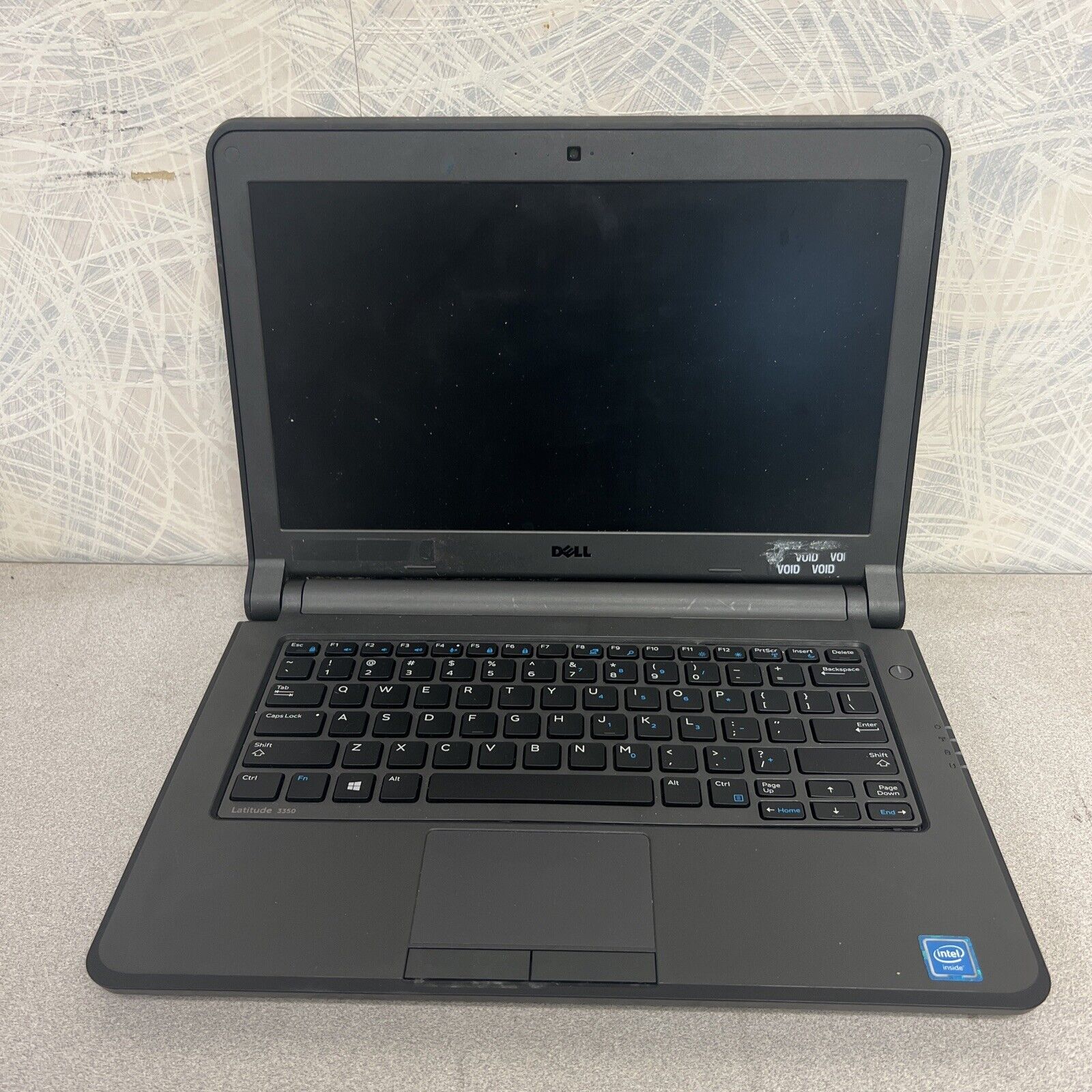 Dell Latitude 3350 Laptop - Celeron 3215u - 4GB RAM - NO HDD - BAD SCREEN