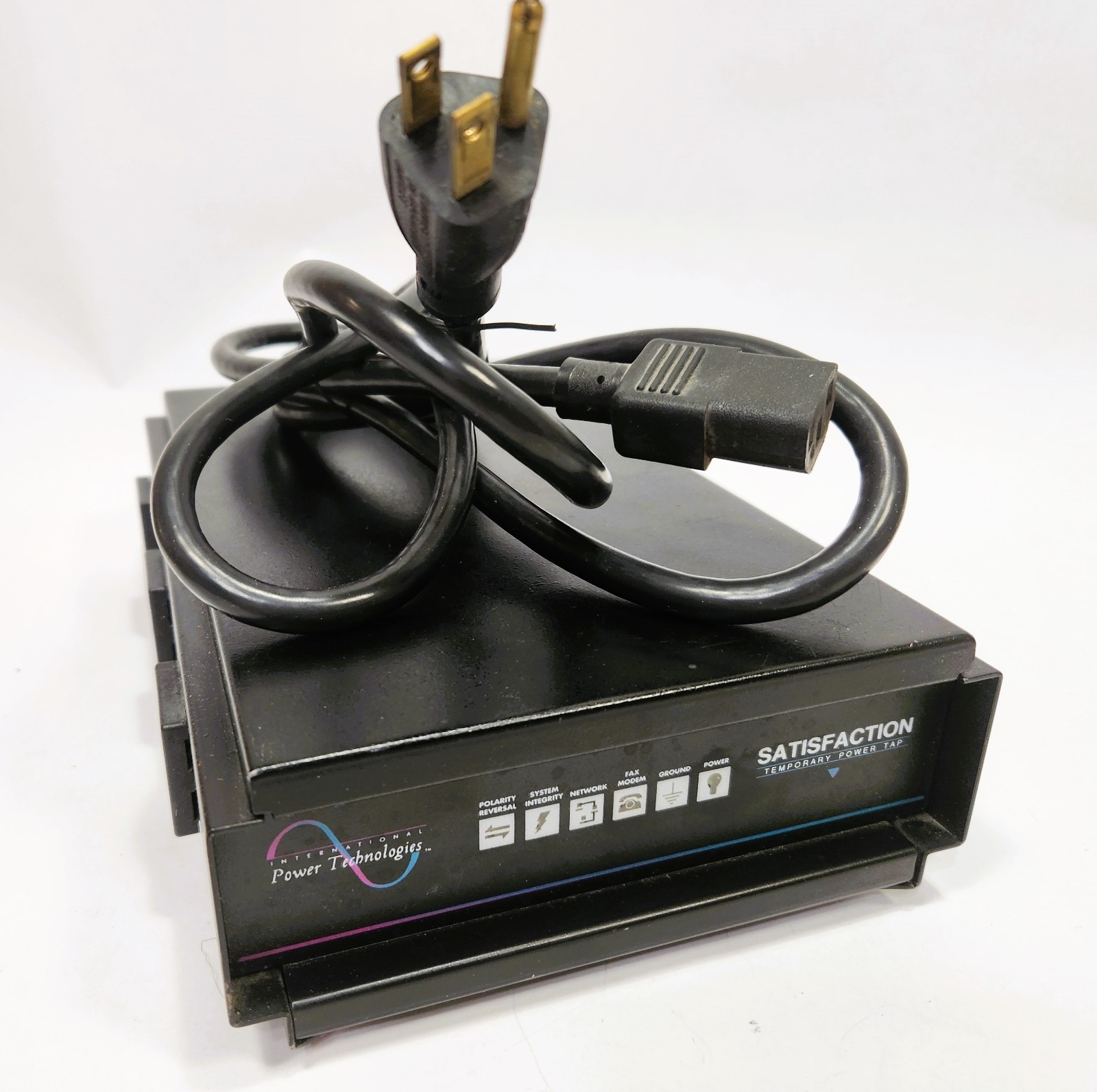 International Power Technologies SATISFACTION Power Tap 120 VAC 12 Amps
