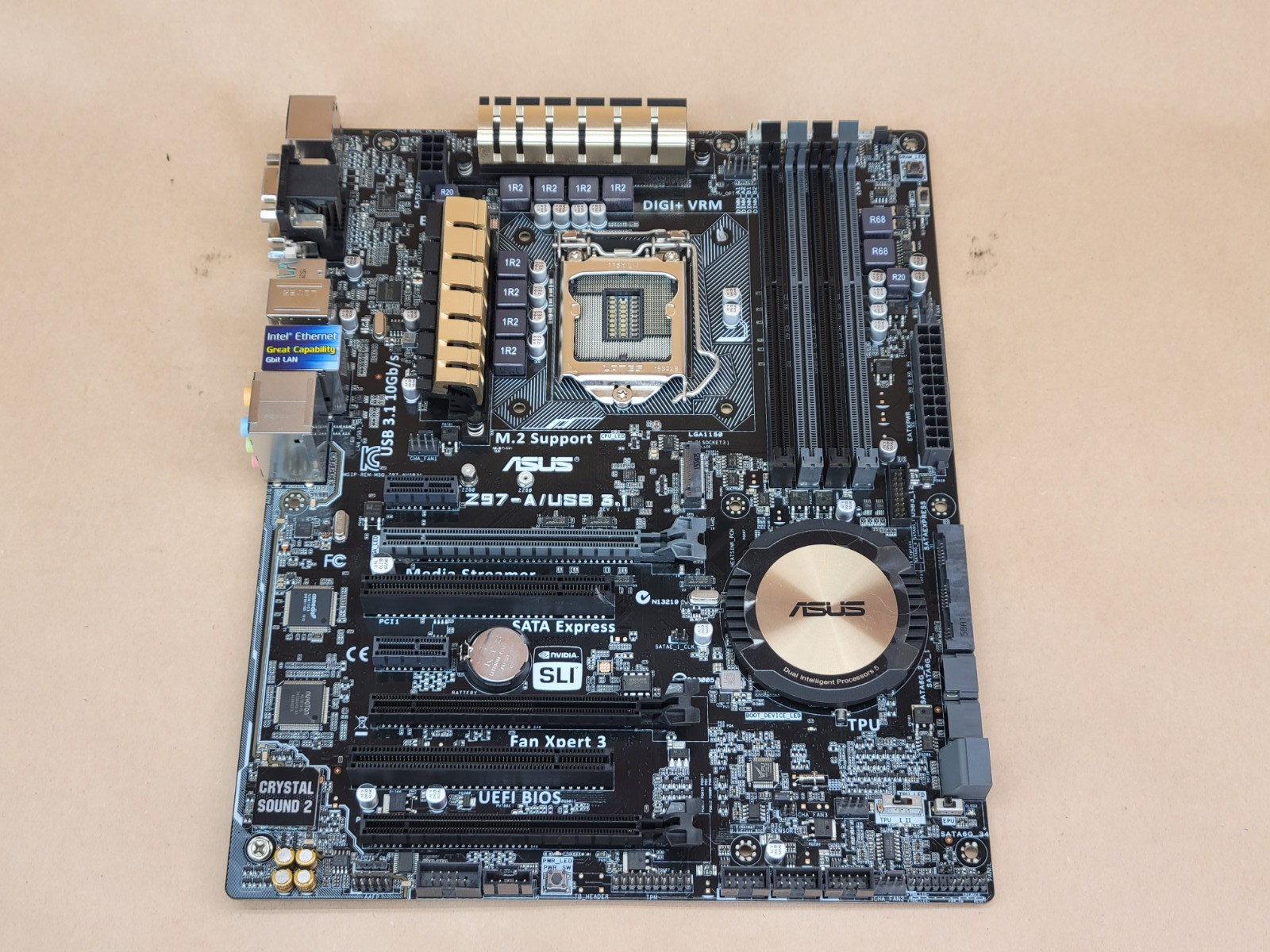 ASUS Z97-A/USB 3.1 LGA1150 ATX DDR3 M.2 SATA Express Tested