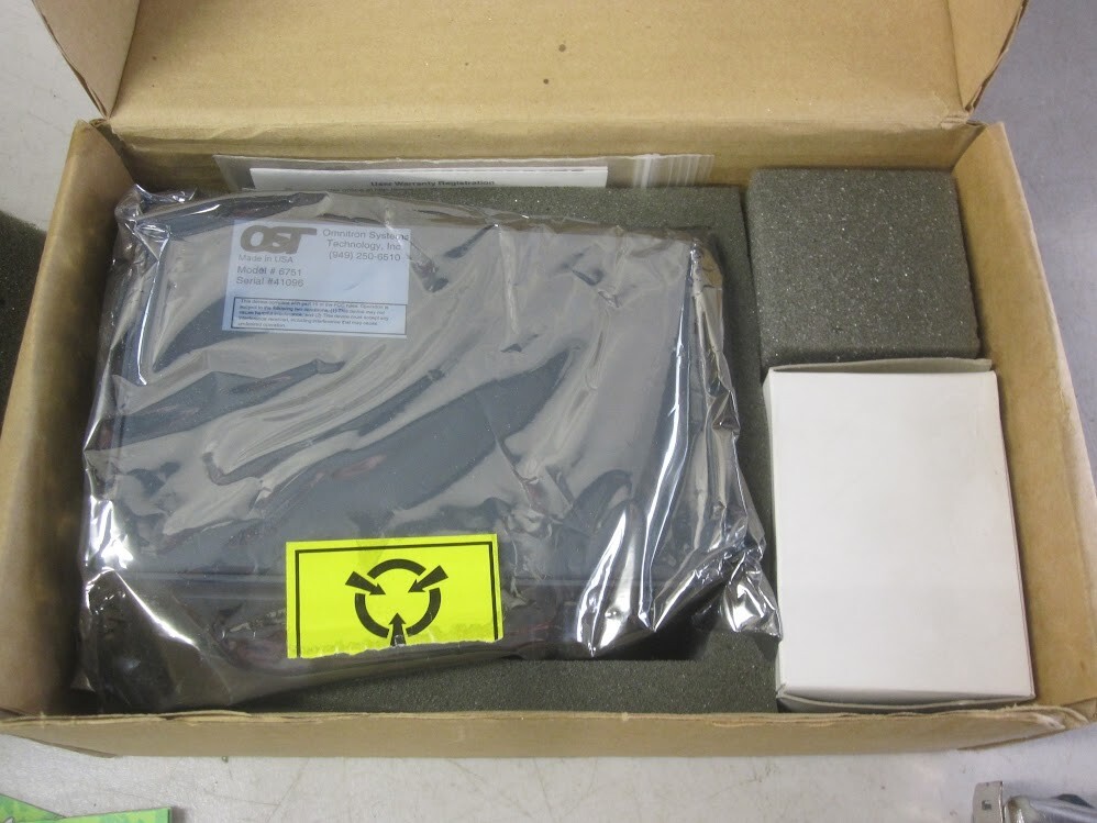 Omnitron Systems FlexSwitch™ 600XC 1Fx+4U 5-Port Compact Switch - Works Great