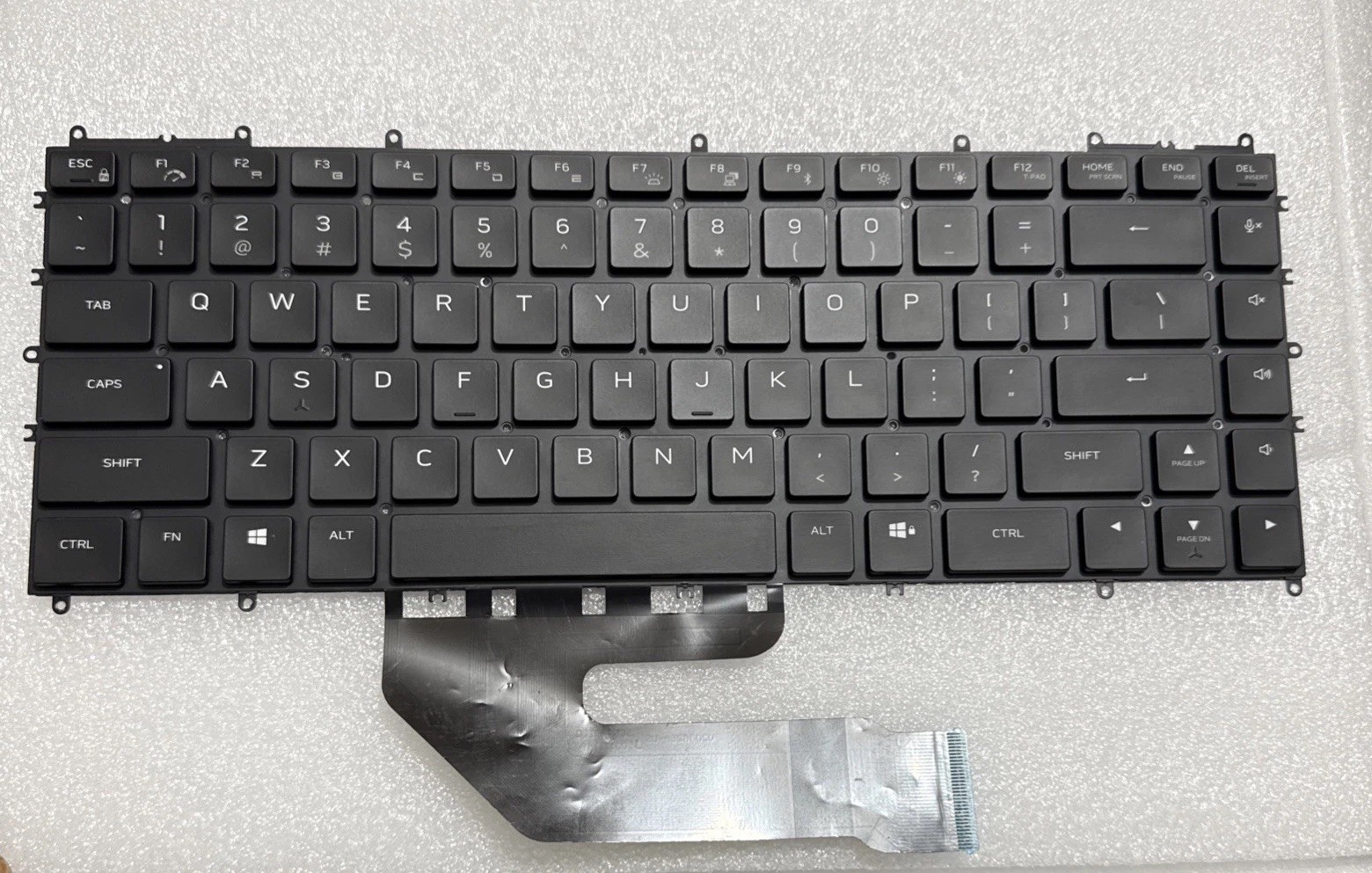 Dell Alienware X17 R1 X17 R2 Laptop US Per-Key RGB Backlight Keyboard CRMYT PE