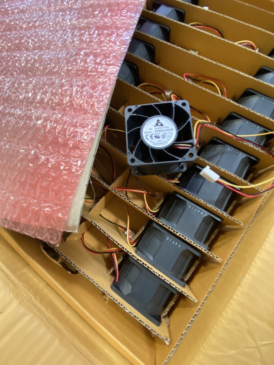 Delta FFB0612EHE F00 12V 60*60*38mm Axial Fan 3-Pin Connector