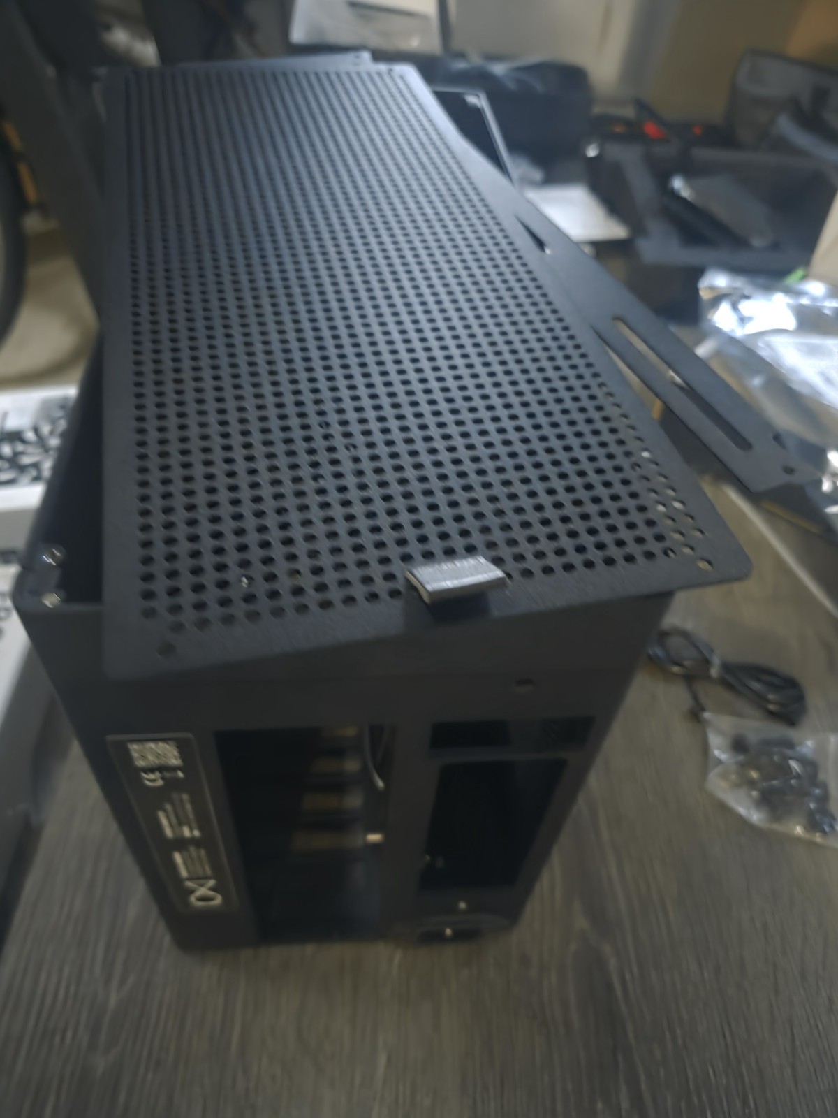 Louqe Ghost S1 Black Excellent Condition Complete Comes With All Parts
