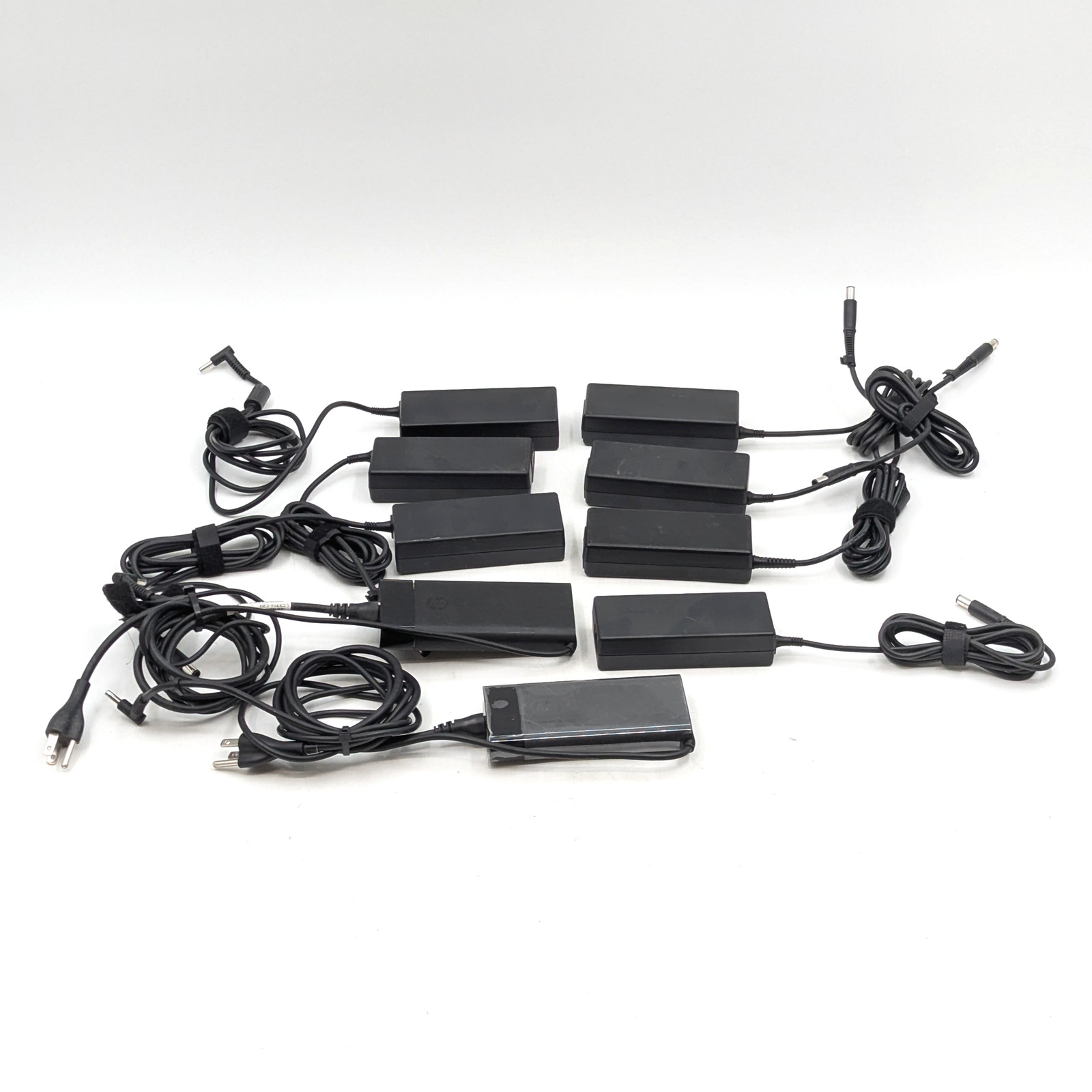 Assorted HP 90W Round Tip Laptop Chargers/Power Adapters | Lot of 9