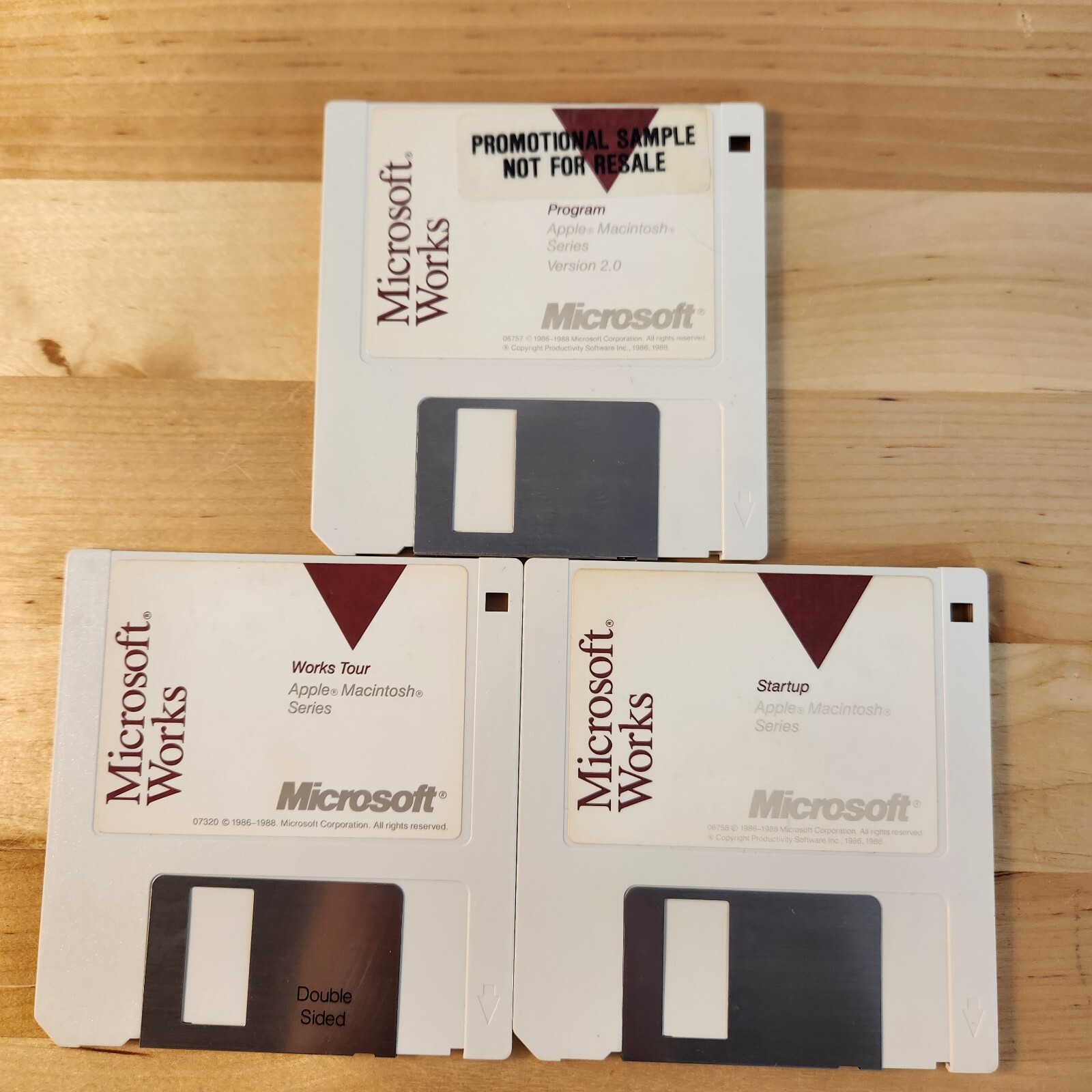 Vintage MICROSOFT WORKS 2.0 Windows Series - 3 3.5" Floppy Disks 1986-1988