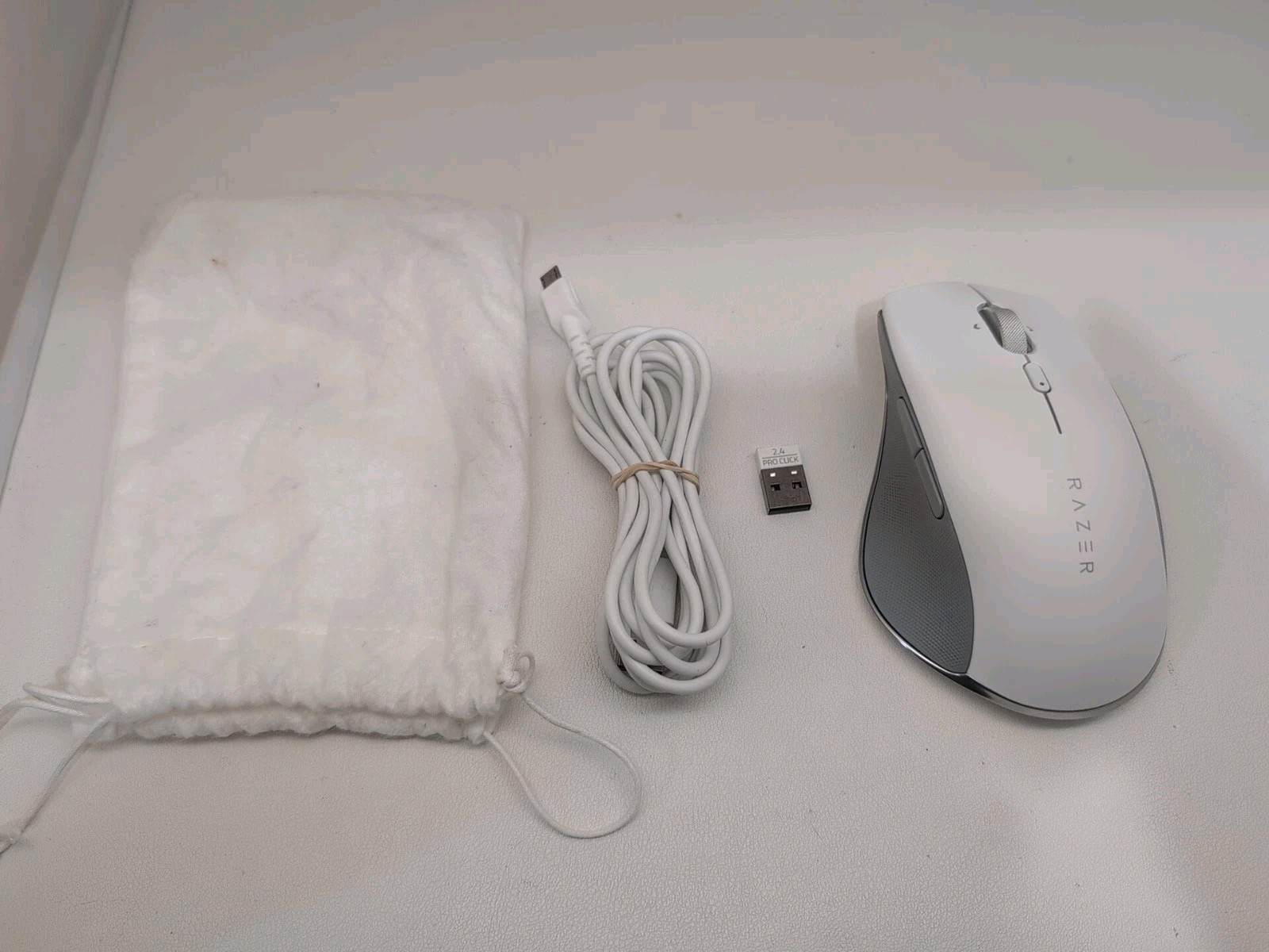 Razer Pro Click Mouse White RZ01-0299 Wireless Mouse - With Dongle Tested
