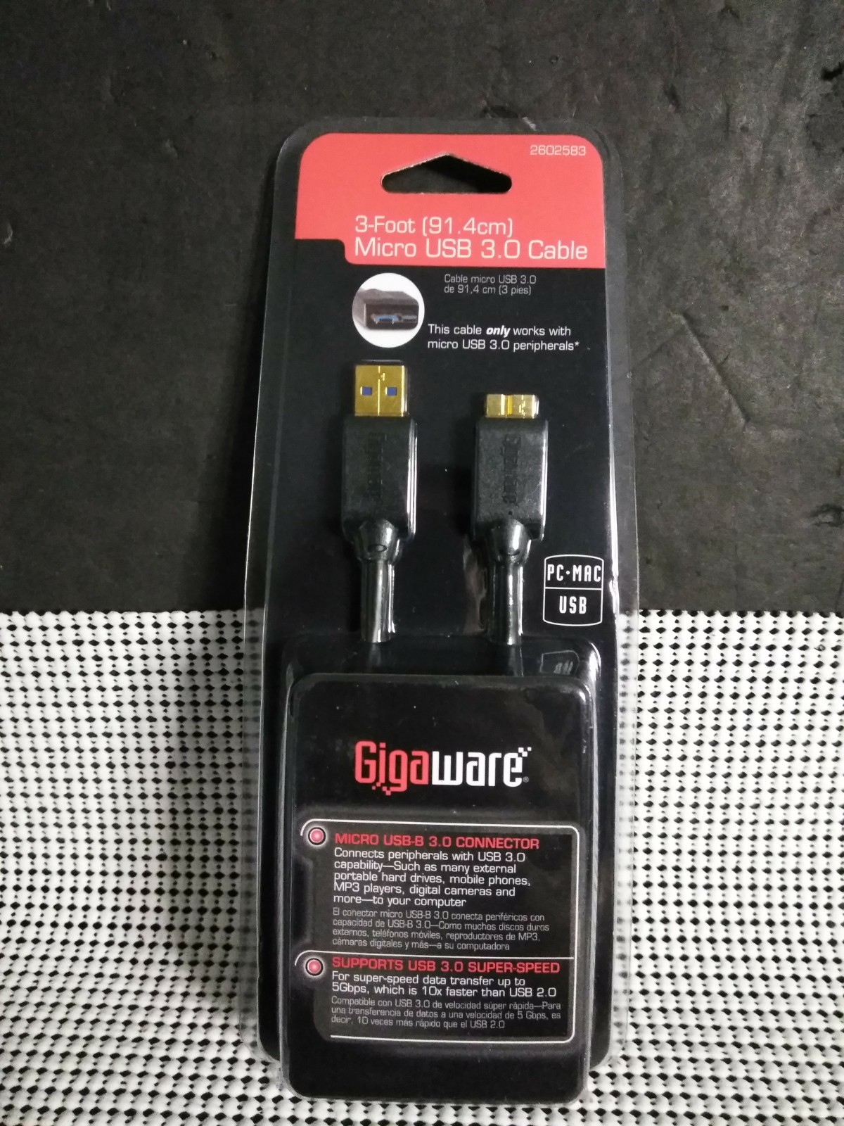 *NEW* GIGAWARE 3-FOOT(91.4CM) MICRO USB 3.0 CABLE PC-MAC-2602583