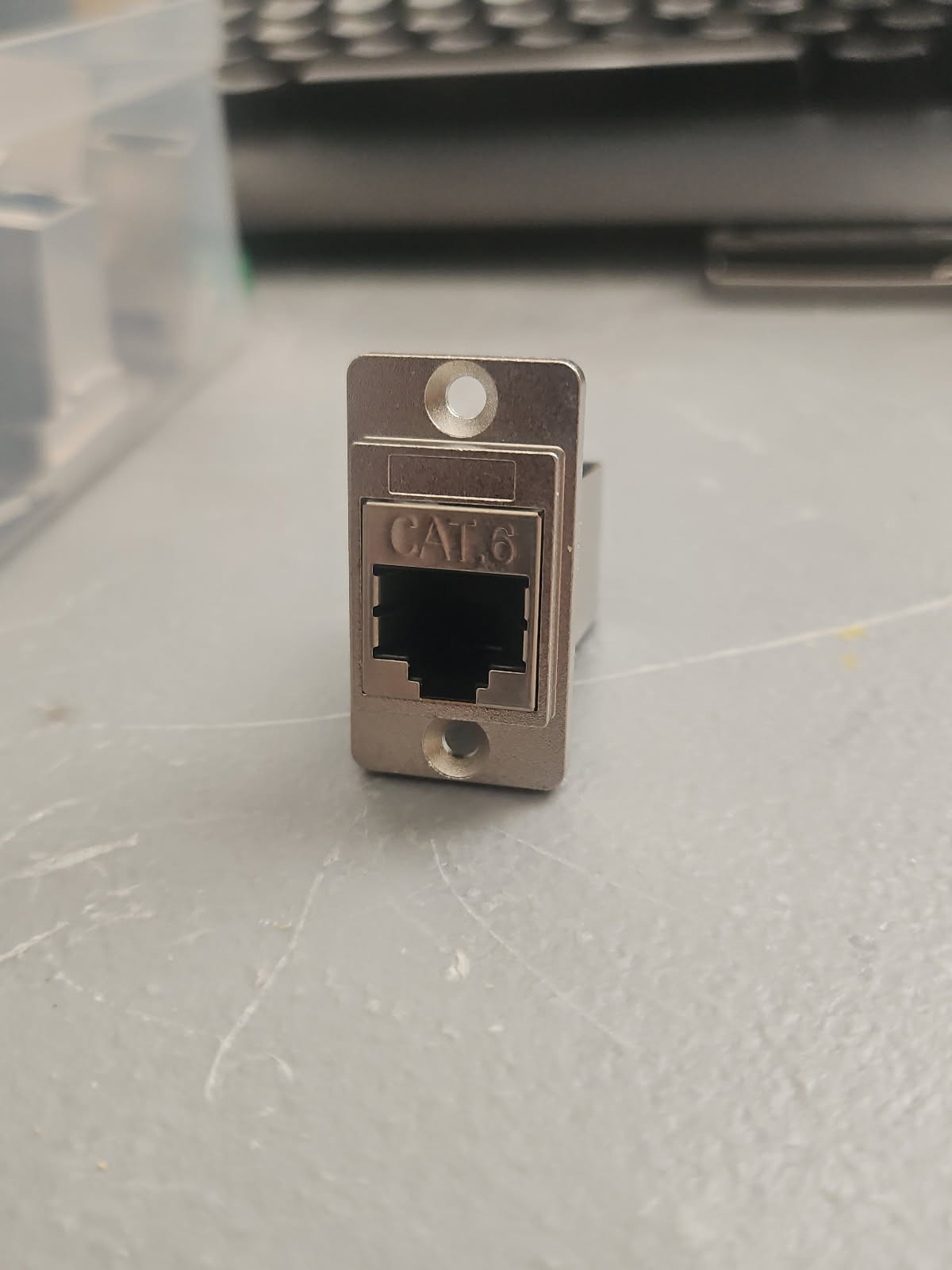 QIANRENON heavy-duty, industrial-grade CAT.6 RJ45 connector 10 COUNT