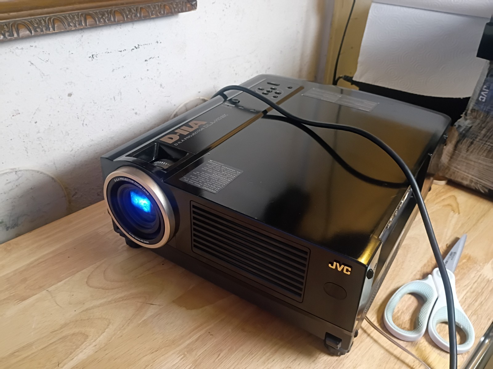 JVC DLA-HD2K High Def 1080 (1920 × 1080) Projector **MSRP $30,000 Works