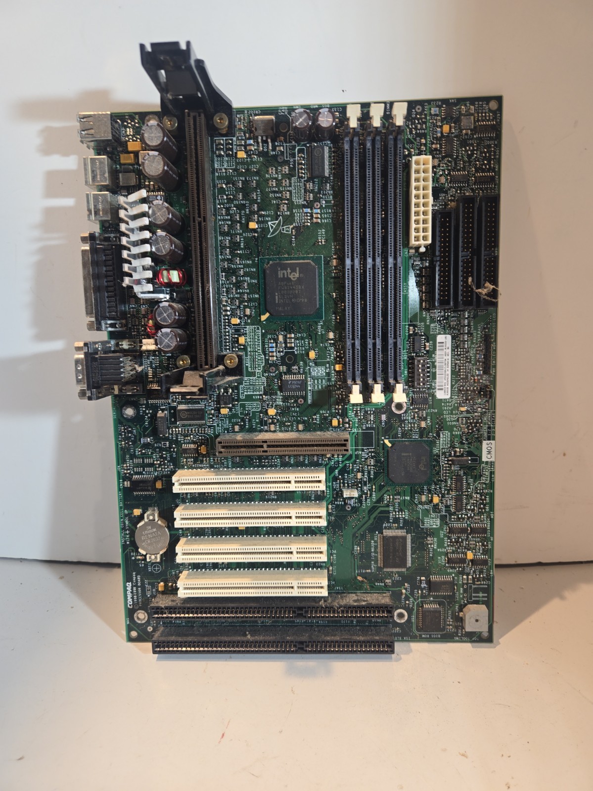 Mainboard COMPAQ 118053-001 SLOT 1 SDRAM AGP PCI ISA ATX 010233-101