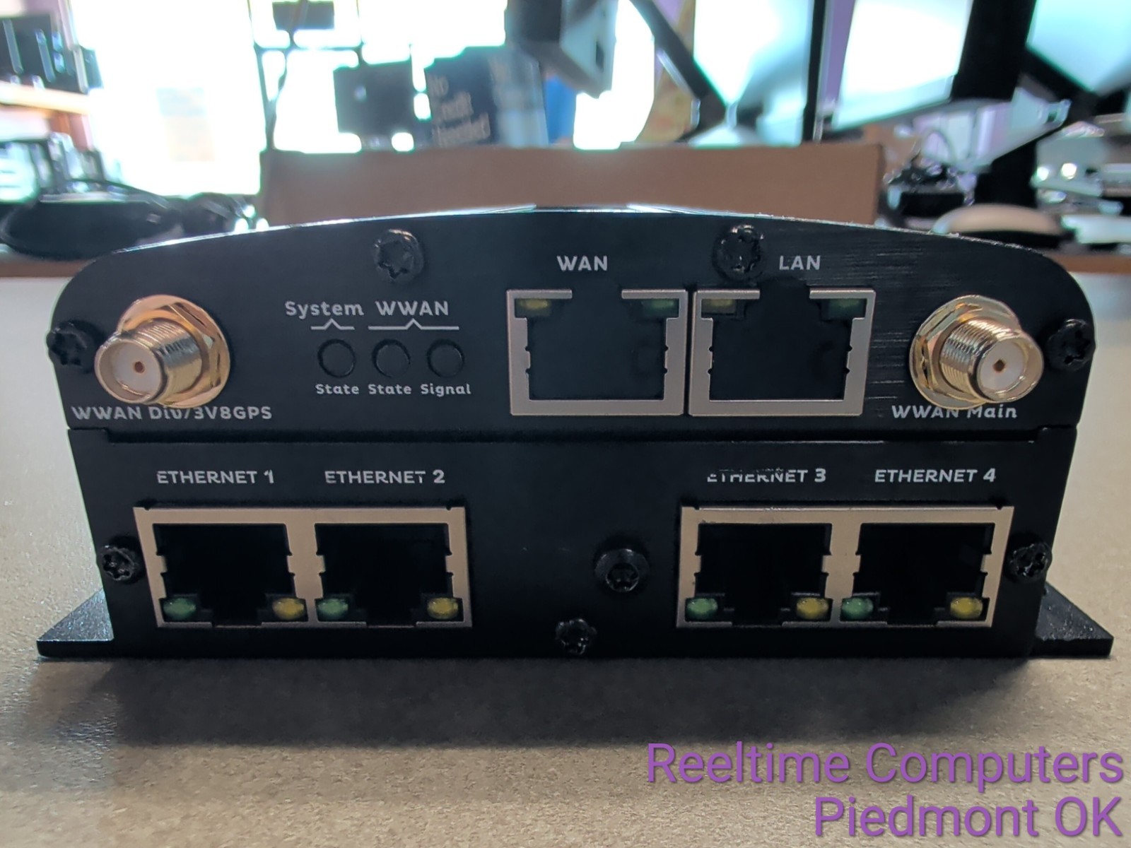 Emerson CloudGate LTE WW Rev 4 CG0124 Cellular Gateway Router GPS 6-Port
