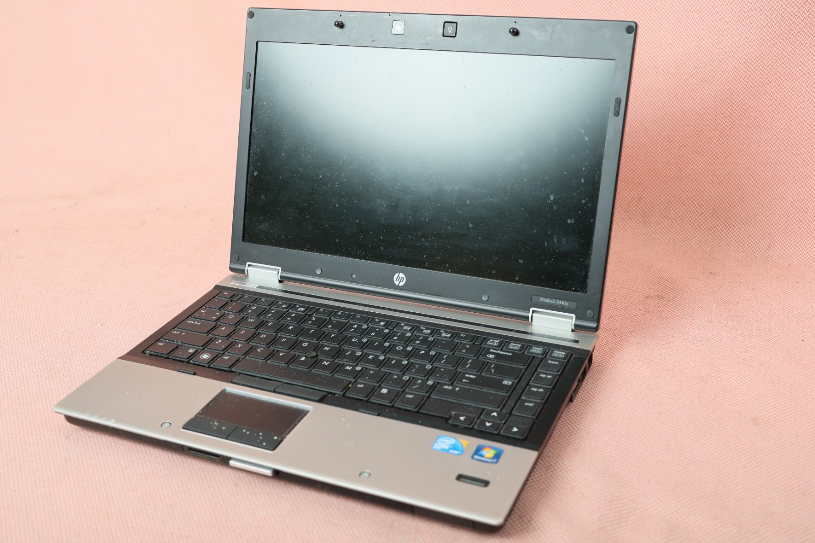 HP Elitebook 8440p Intel core i5 M520 2.4GHz 2GB NO HDD NO OS NO Battery