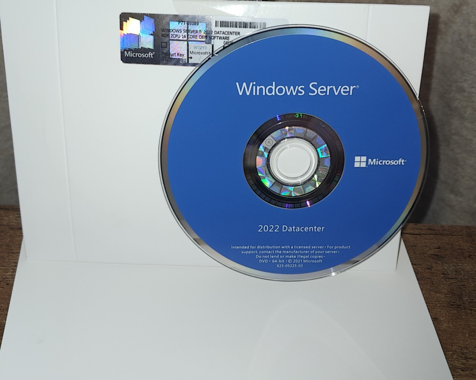 Microsoft Windows Server 2022 Datacenter - 2CPU x 16 Core License - OEM Official
