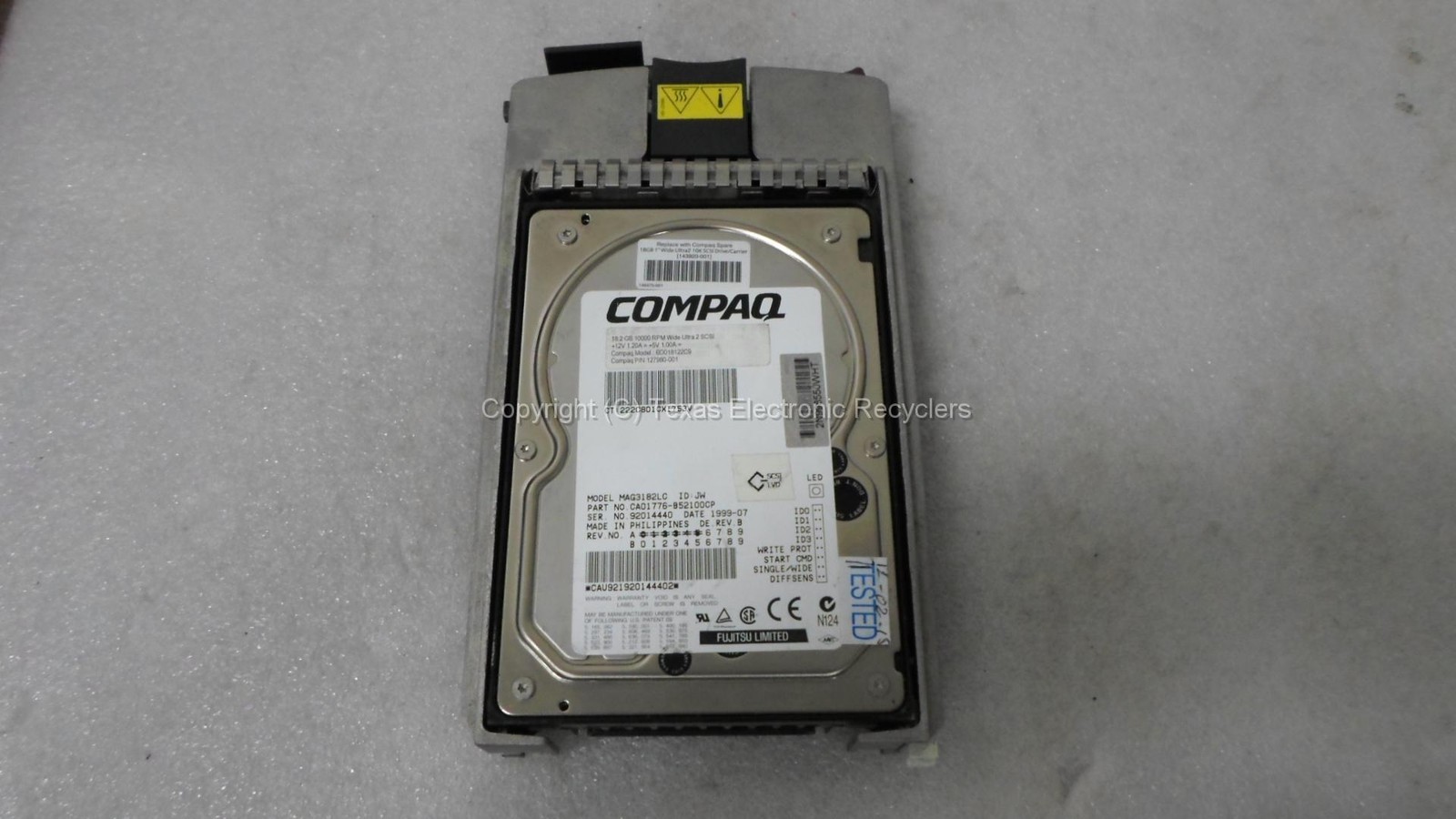 Compaq Fujitsu 143920-001 BD018122C9 MAG3182LC CA01776-B52100CP 18GB 10K SCSI