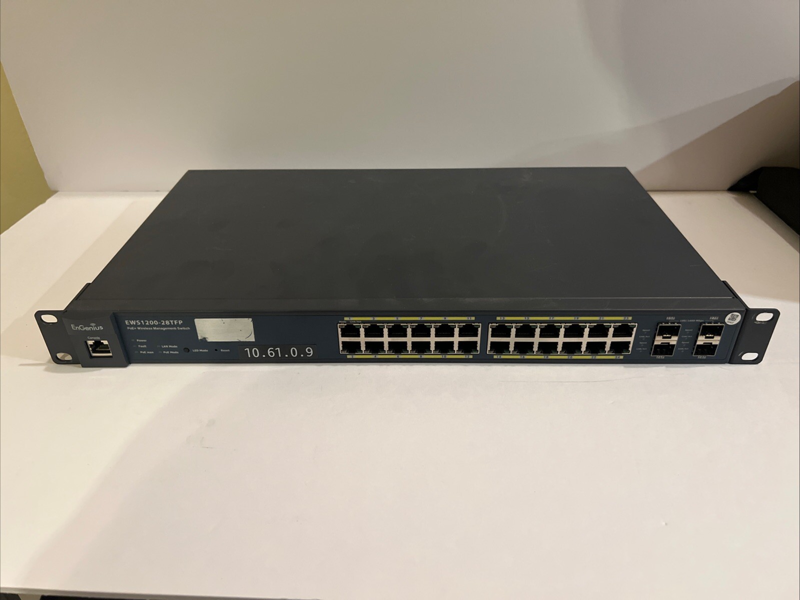 EnGenius EWS1200-28TFP 24-Port GE PoE+ Wireless Management Switch