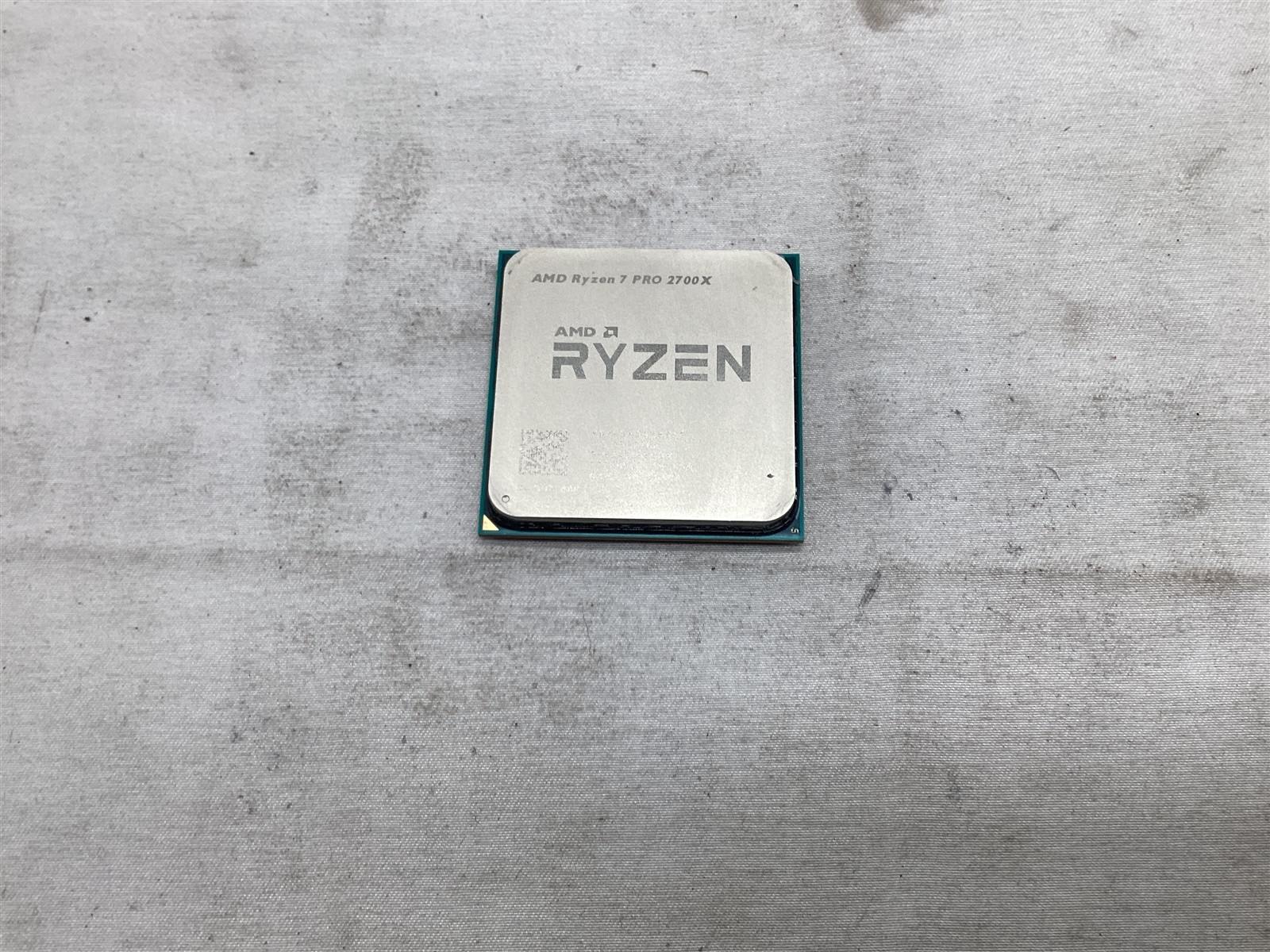 AMD Ryzen 7 PRO 2700X 3.70GHz CPU Processor YD27BXBAM88AF