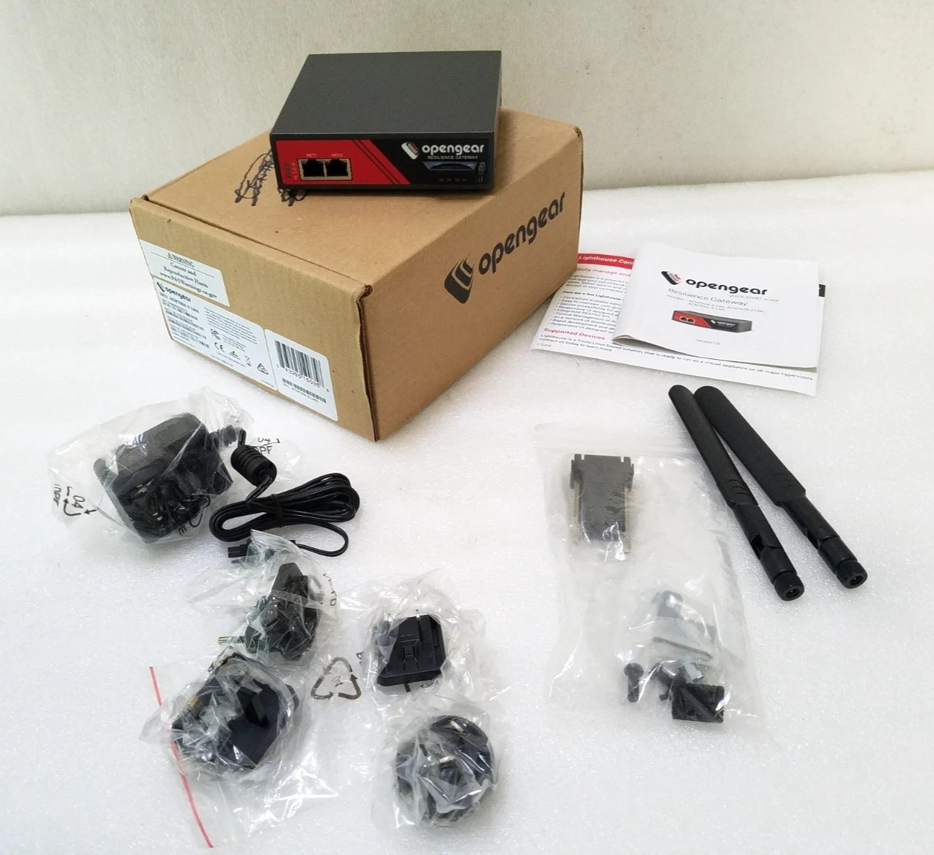 Opengear ACM7004-2-LMA Resilience Gateway