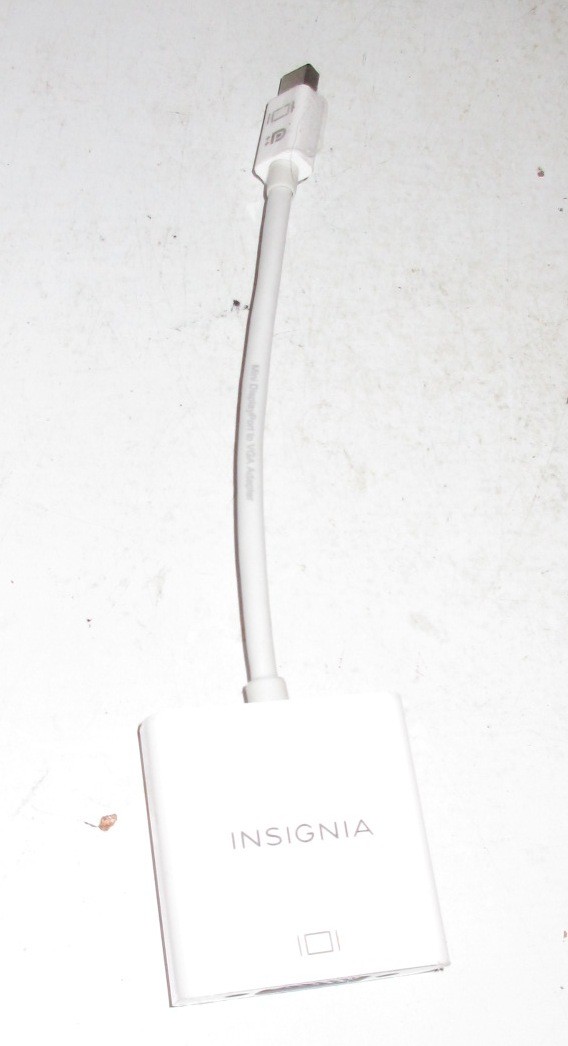Insignia MINI DISPLAY PORT TO VGA ADAPTER Used 7 1/4" Long Computer Phone Etc