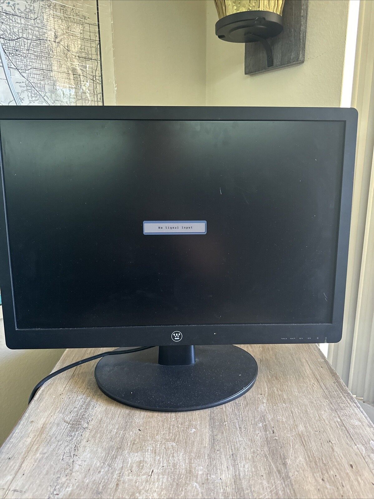Westinghouse LCM-22W3 22-inch Widescreen LCD Monitor With Stand -  00522