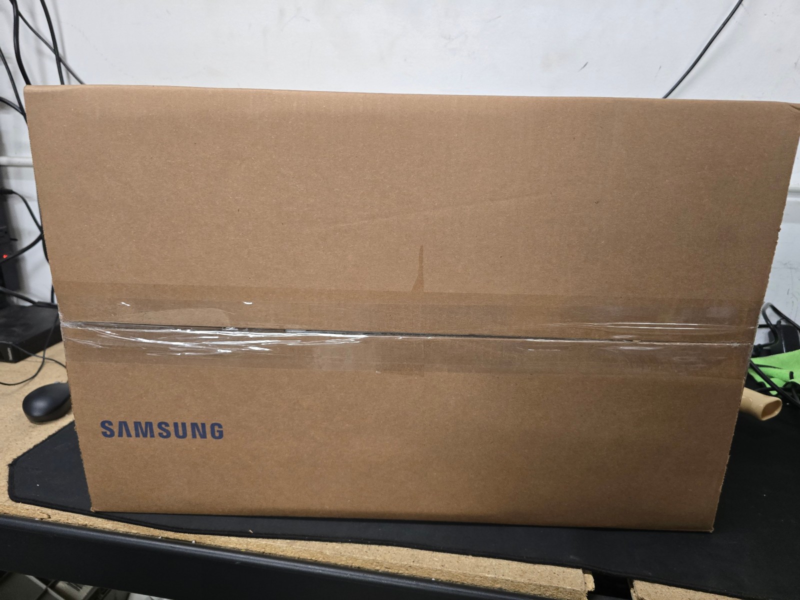 Samsung LS27D36DGANXZA 27" Essential S3 FHD 100Hz Curved Monitor