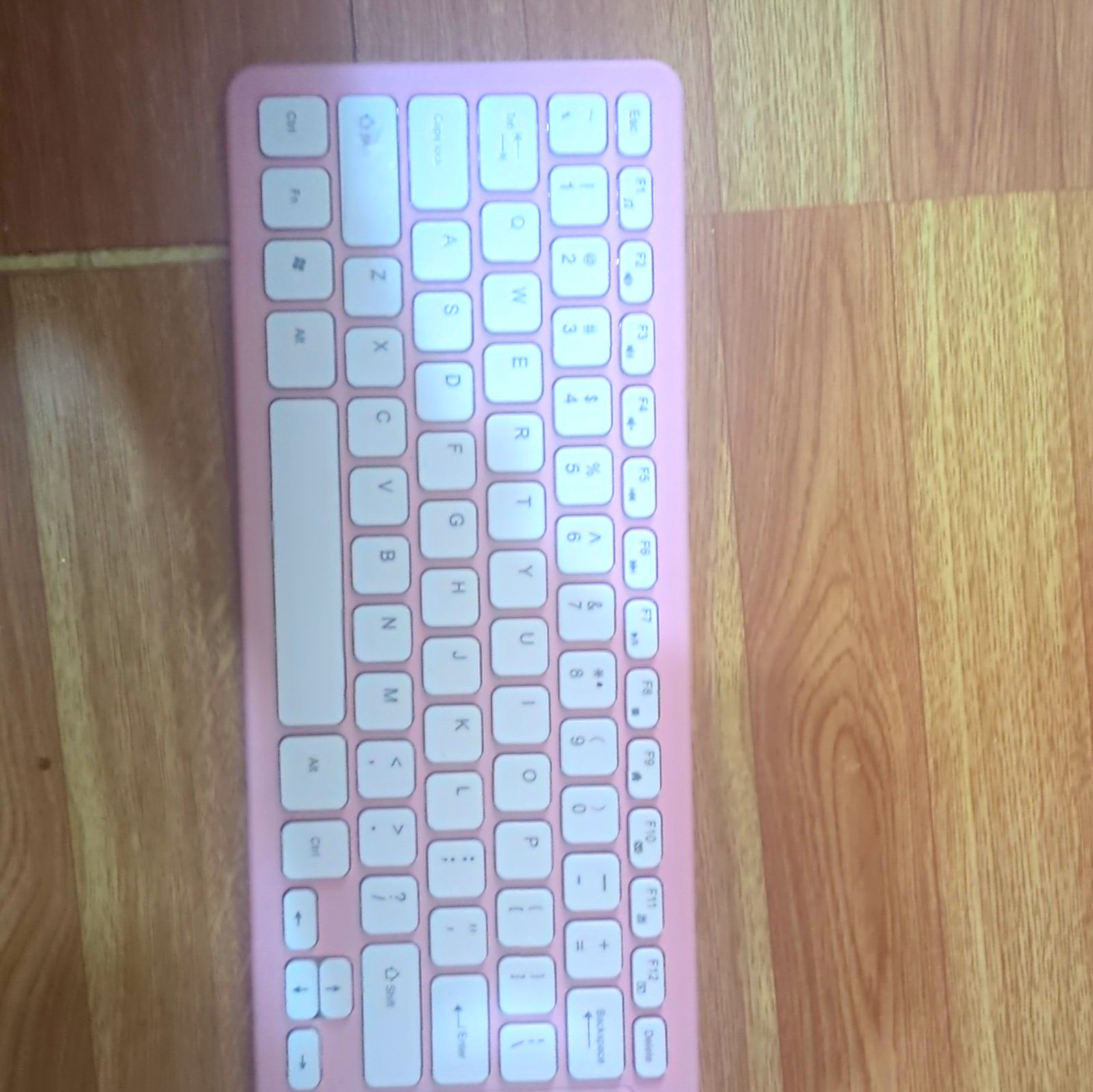 Wireless Keyboard Whit Adapter