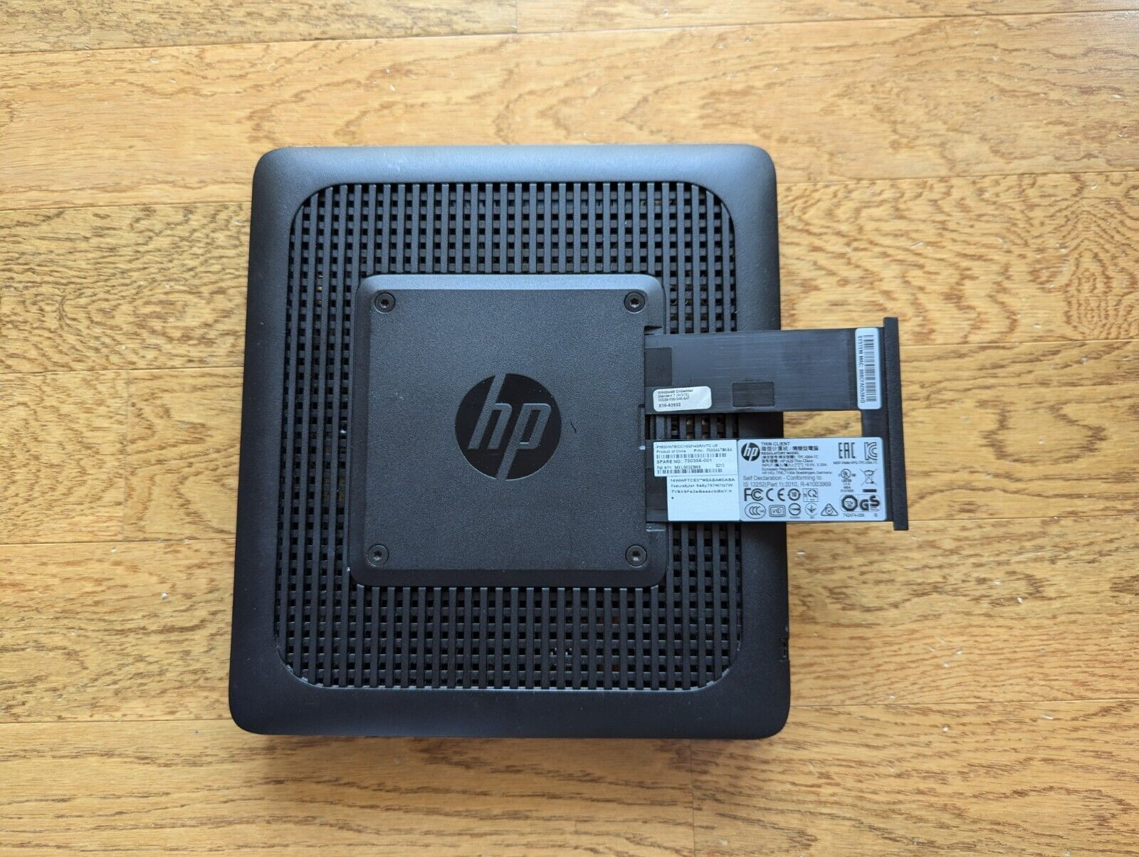 HP T620 Thin Client - AMD GX-217GA / 4GB RAM / 16GB SSD - No AC Adapter