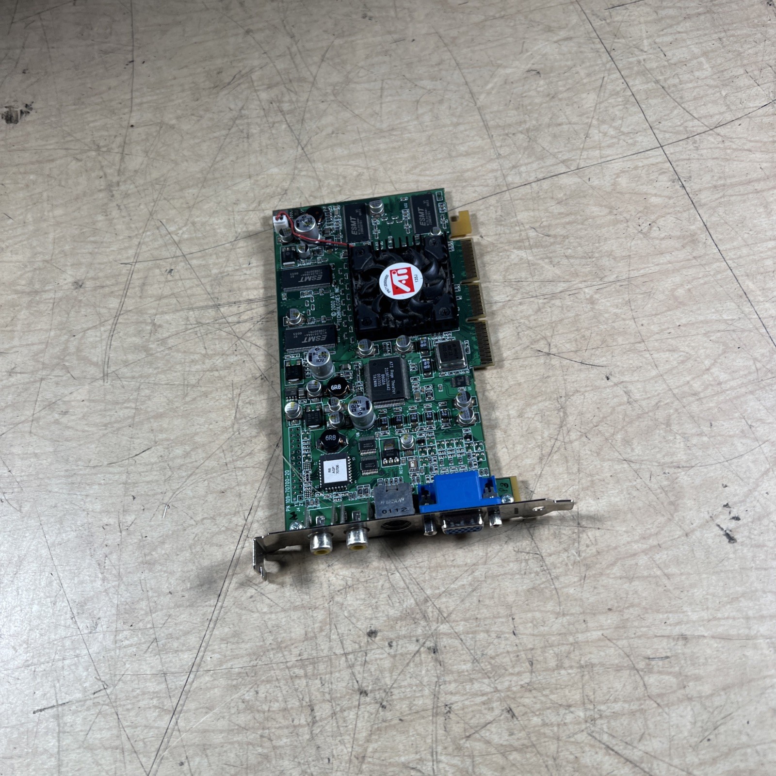 GRAPHICS CARD GENUINE ATI RADEON 7200 64MB 109-70700-01