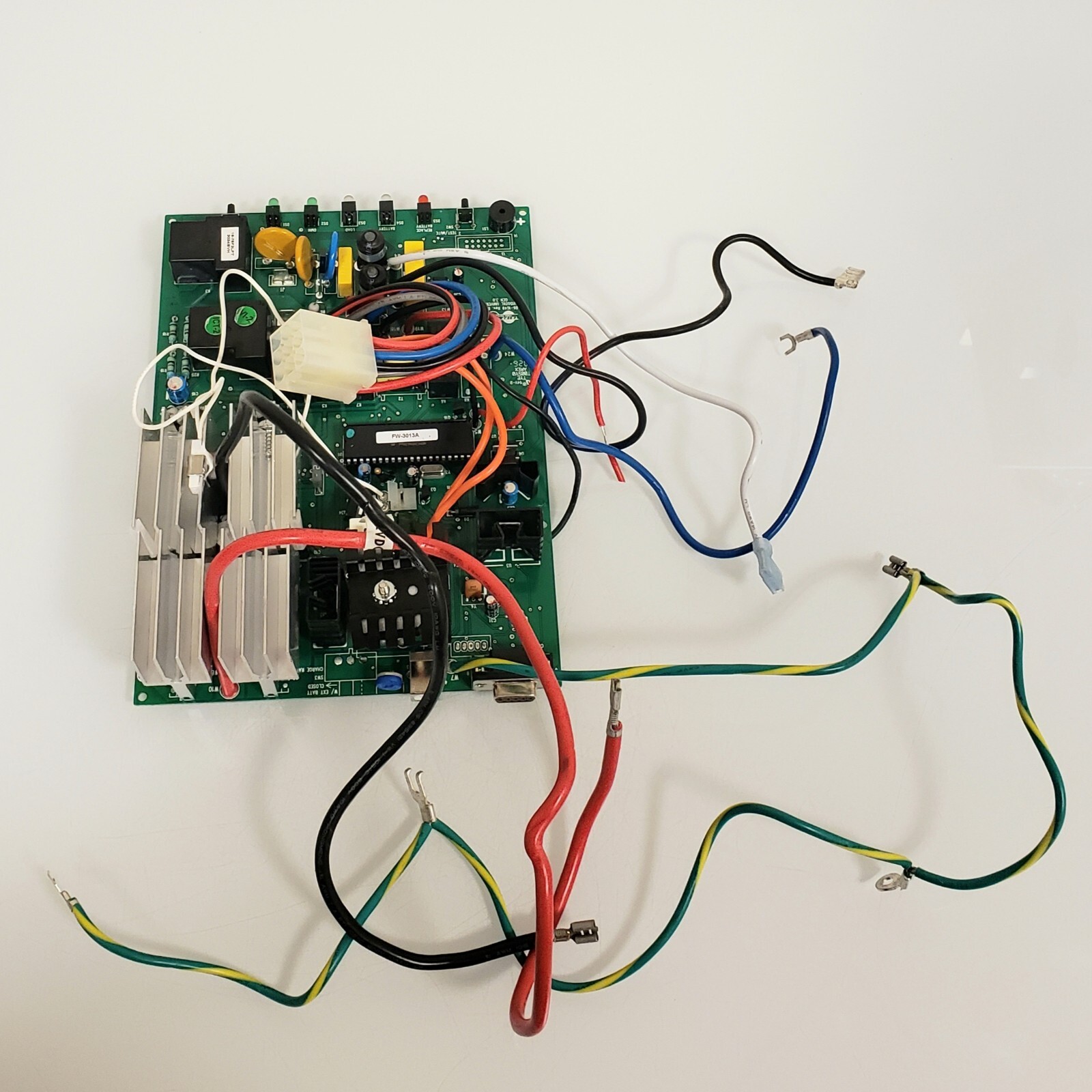 SMART700HGL 16-76F3LFT 66104900B control board of Tripp Lite Smart UPS Tower