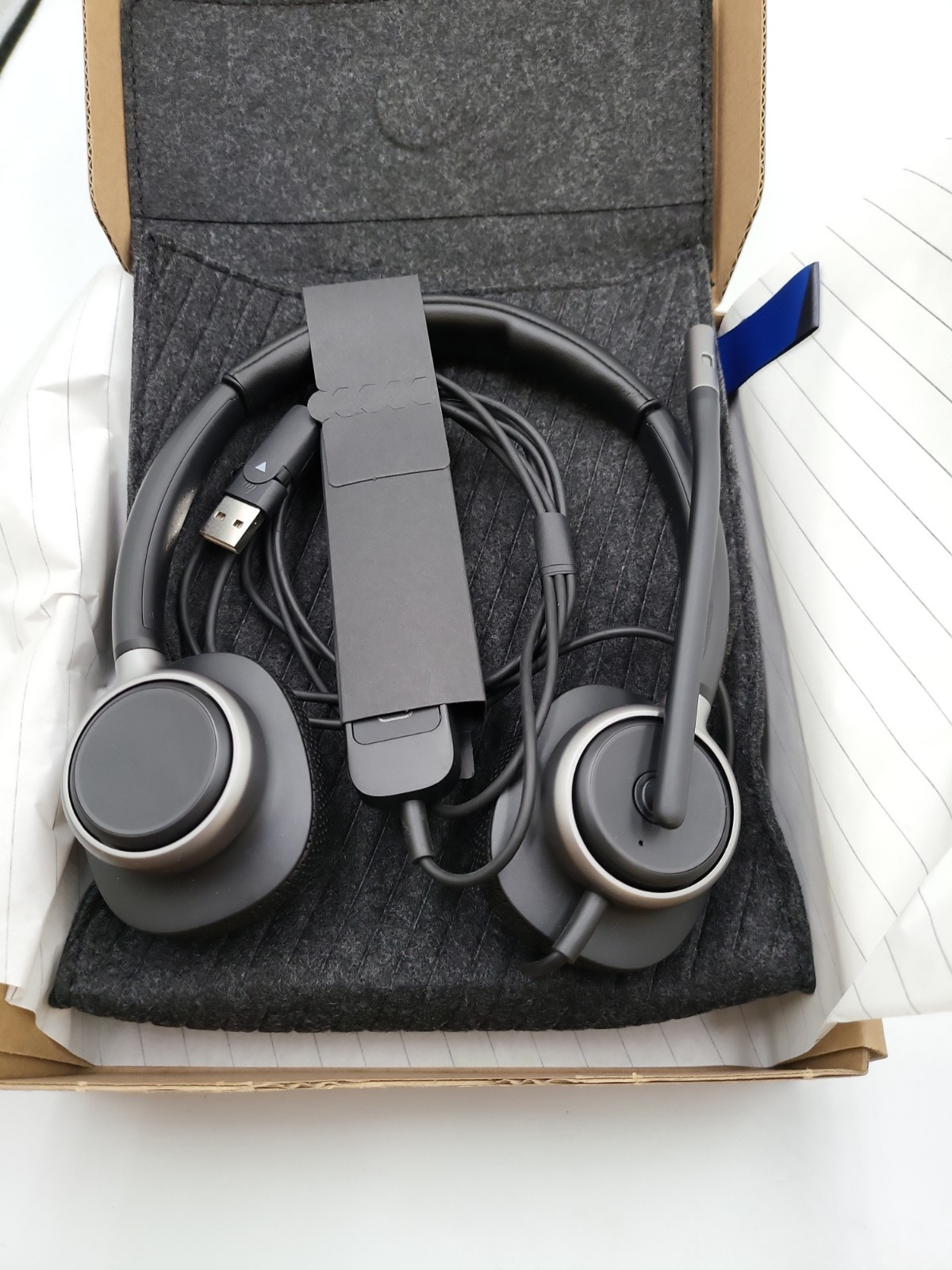 HP Poly Mission 625 Binaural Wired USB Headset C01C6AAAC3