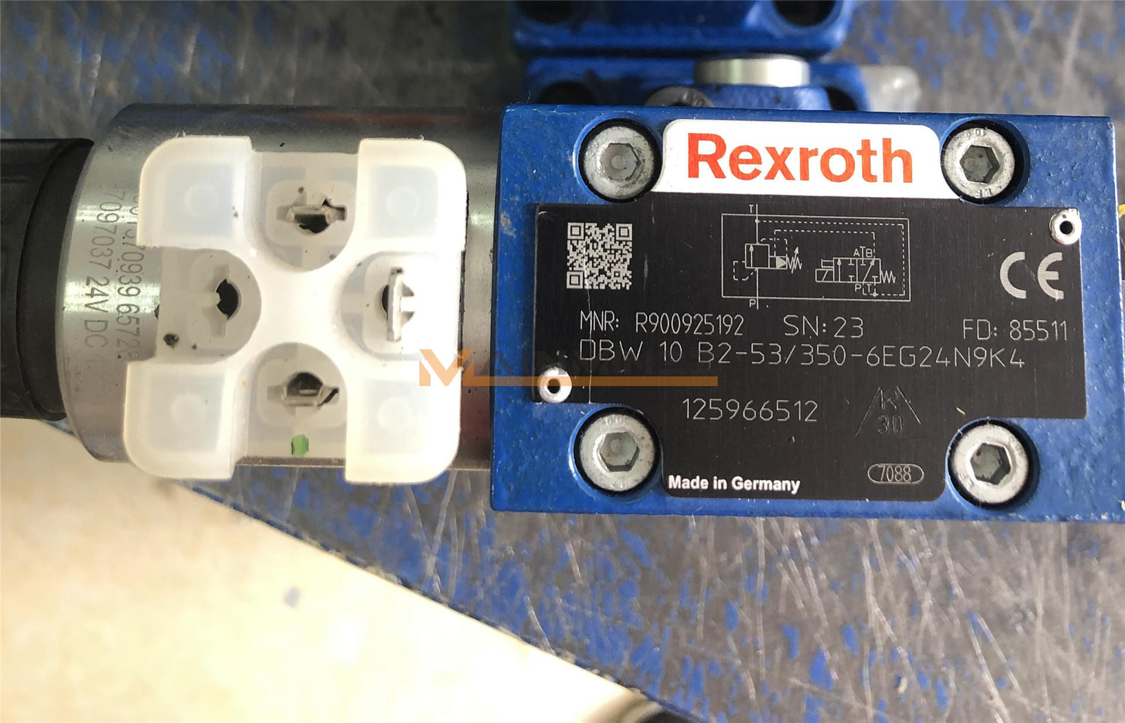 1X Rexroth Relief valve R900925192 DBW10B2-53/350-6EG24N9K4 fedex or DHL