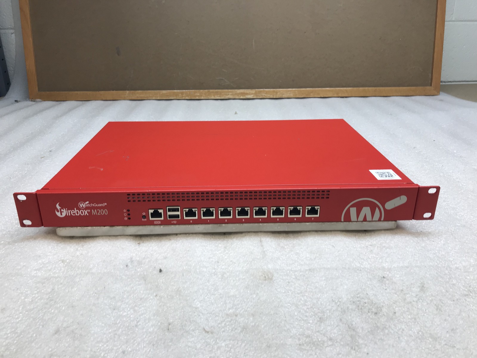 WatchGuard Firebox M200 ML3AE8 Firewall Network Security Appliance w/ Power Cord