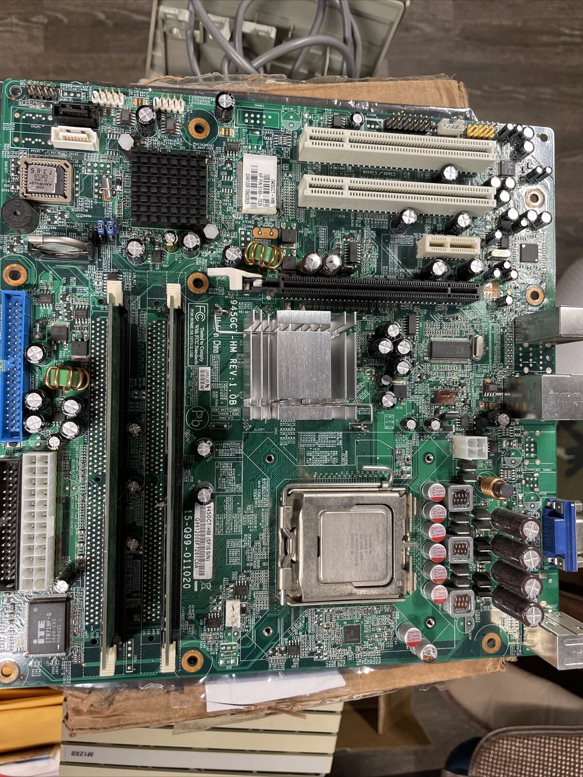2GB RAM INTEL CPU 945GCT-HM ECS Motherboard Bundle Job Lot