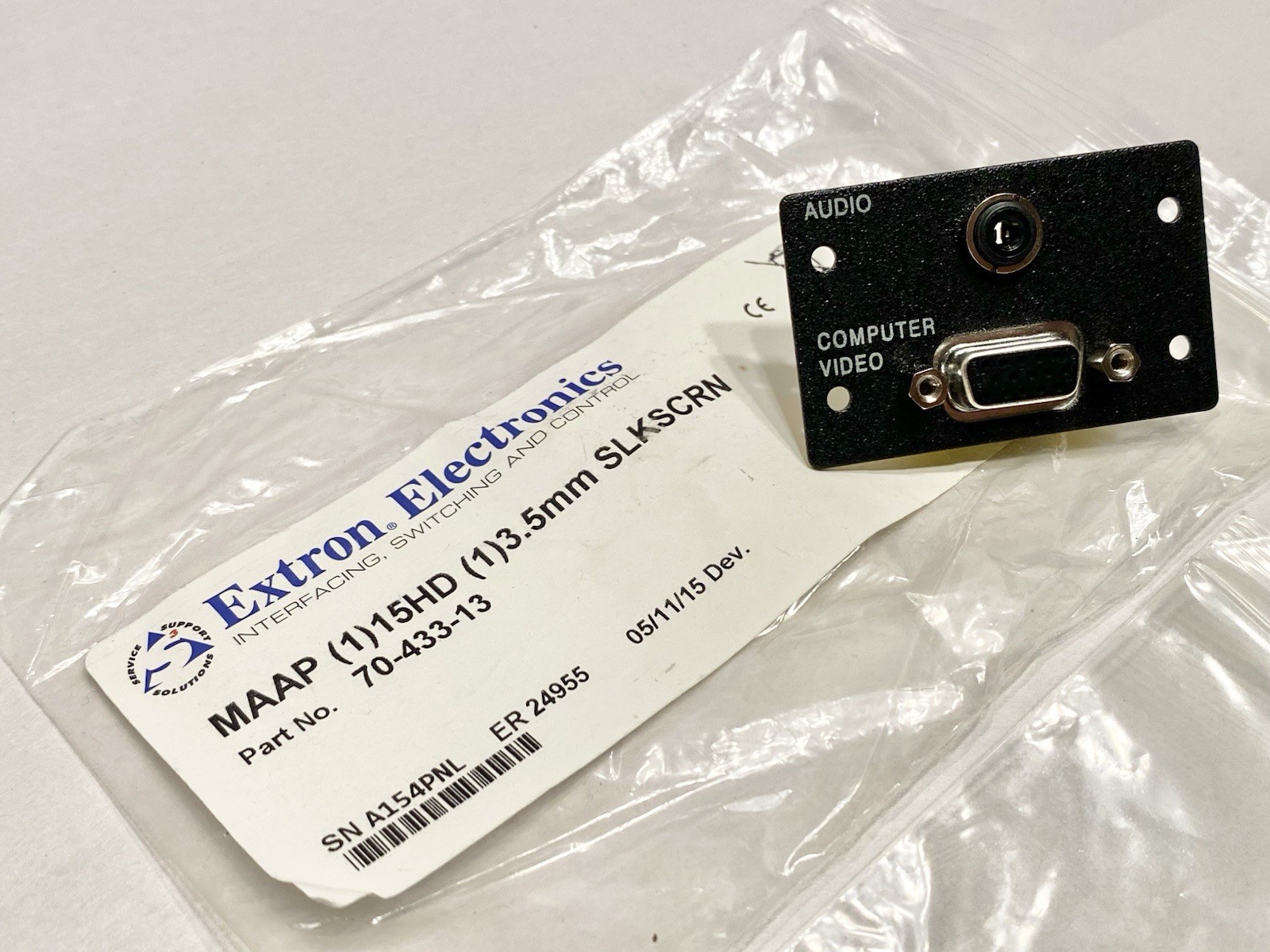 Extron Electronics MAAP SLKSCRN (1)15HD (1)3.5mm P/N 70-433-13
